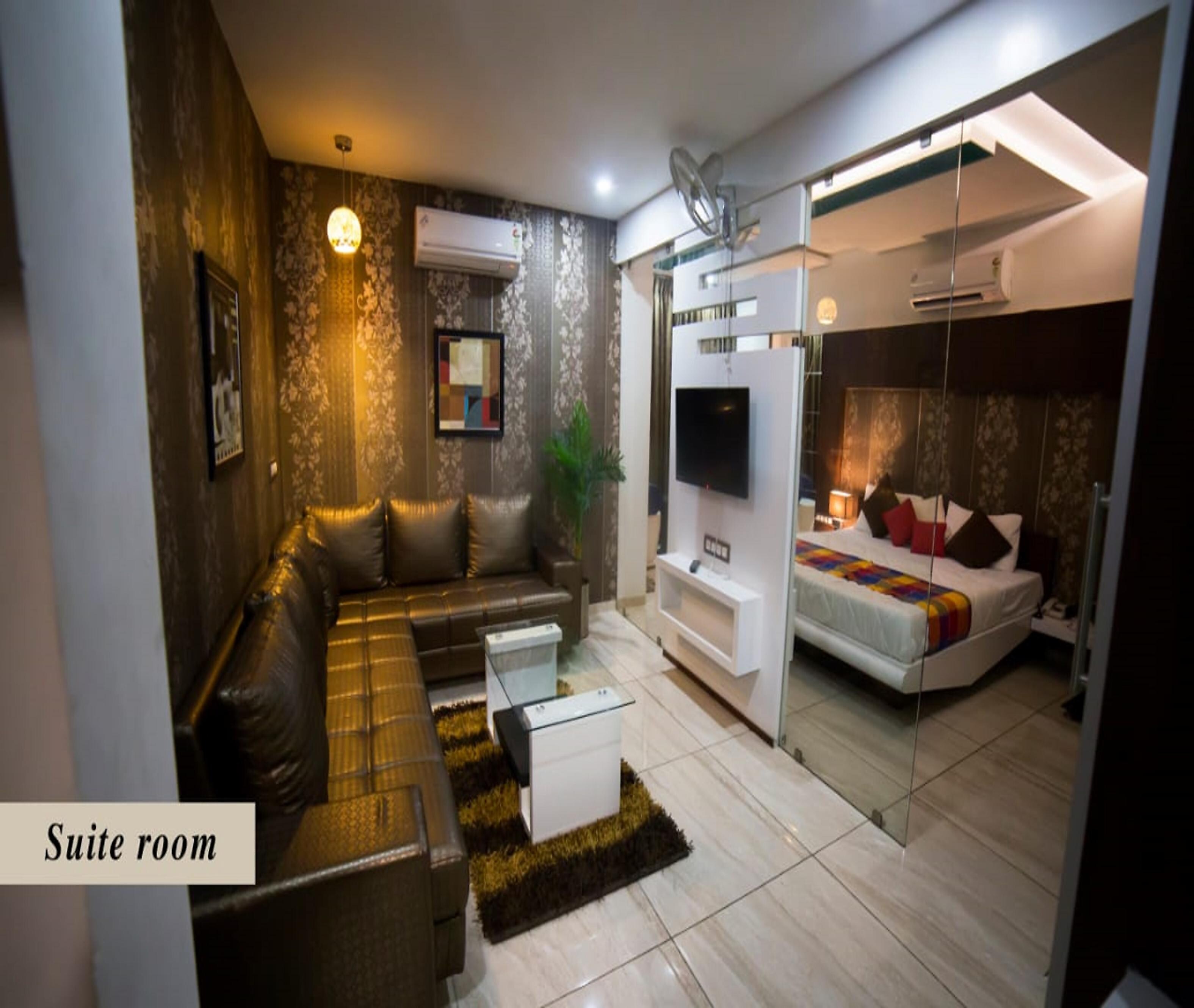 Hotel The Grand Parshwanath - Tap to explore photos