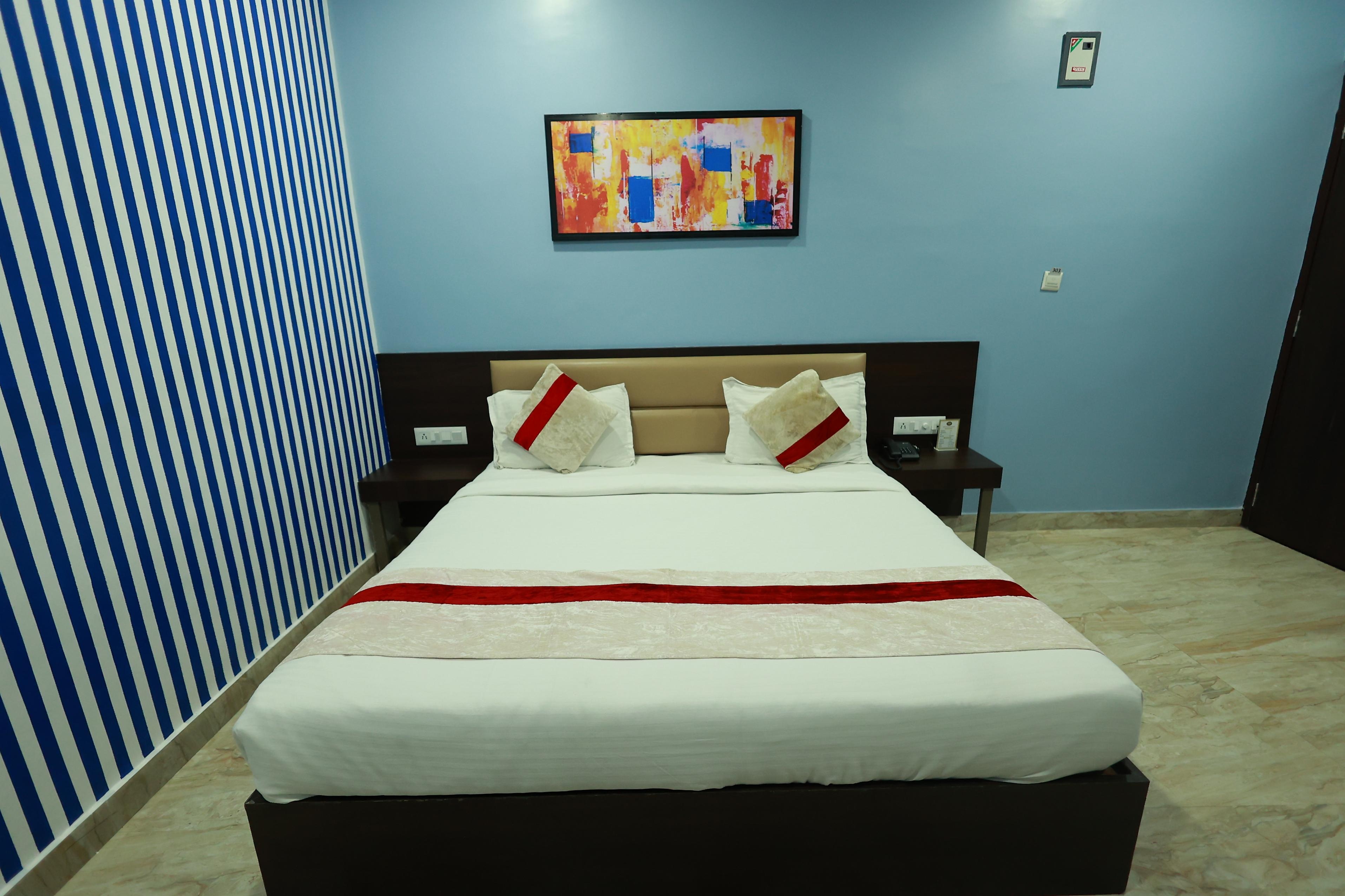 Hotel Jai Harsh - Tap to explore photos