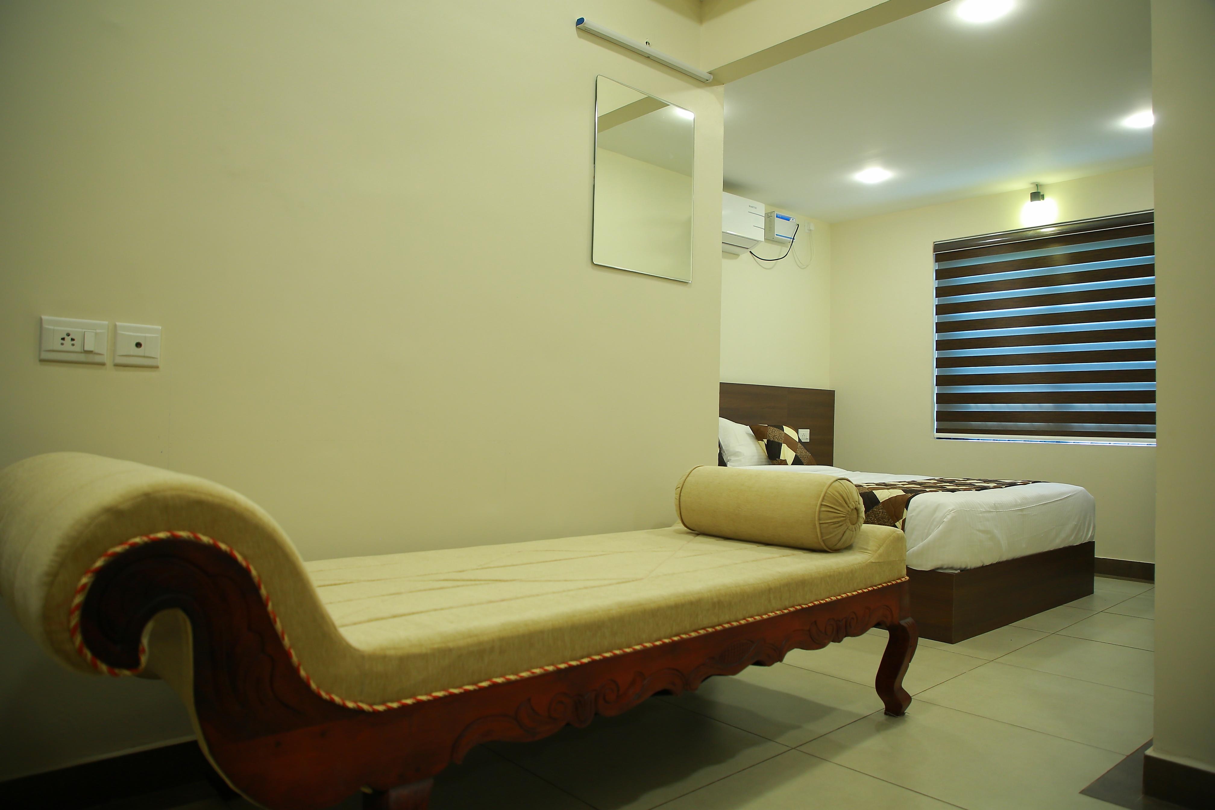 Kalathil Tourist Home - Tap to explore photos