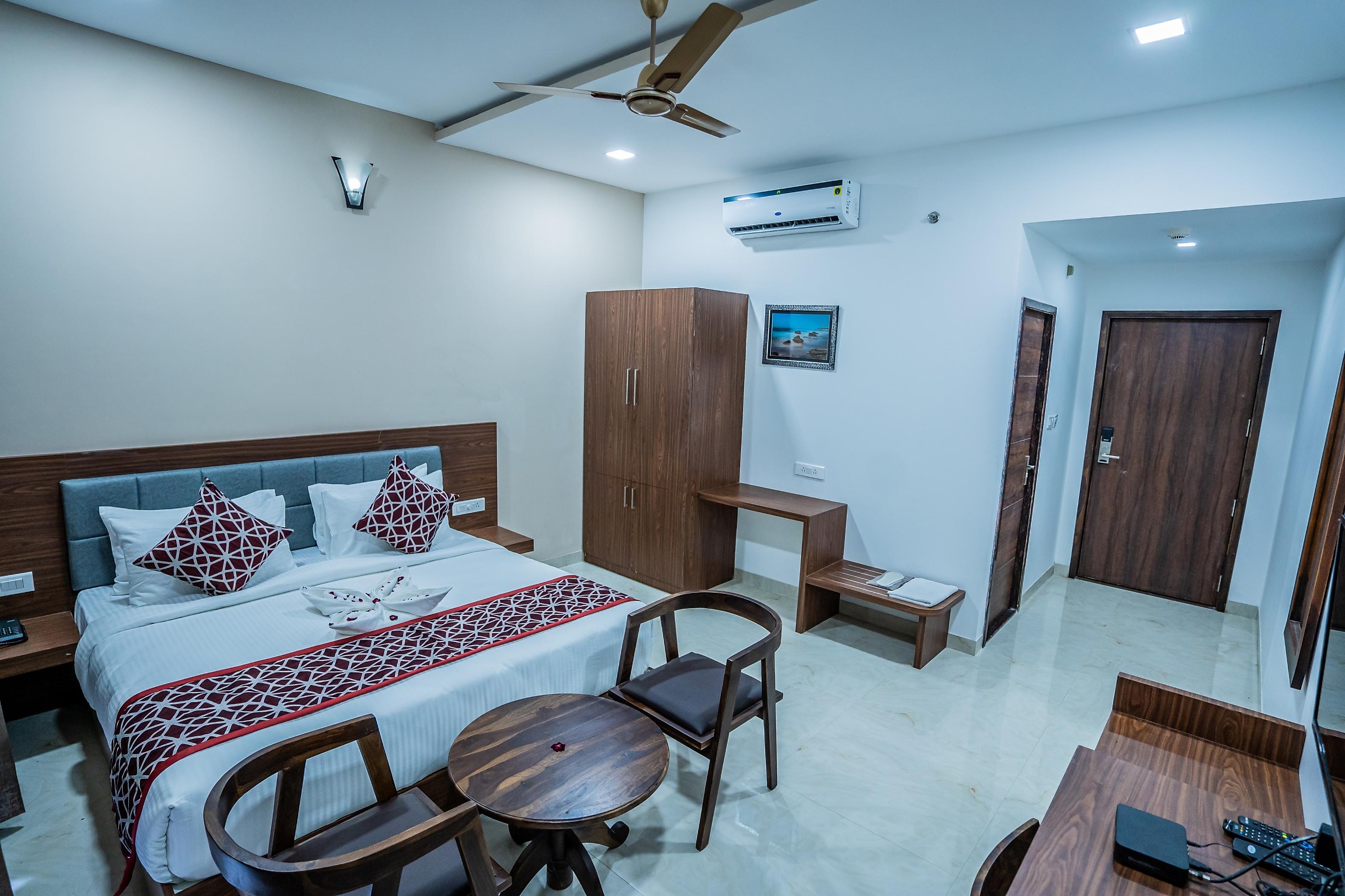 Bharat Hotel & Resorts - Tap to explore photos