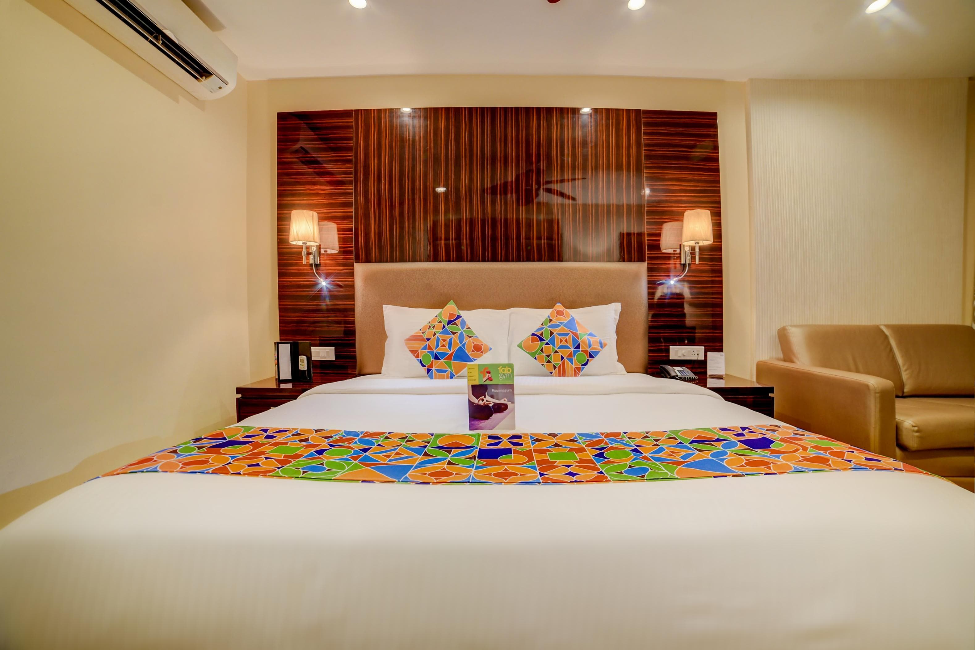Fabhotel Prime Sarala Crown - 500M From Calangute Beach - Tap to explore photos