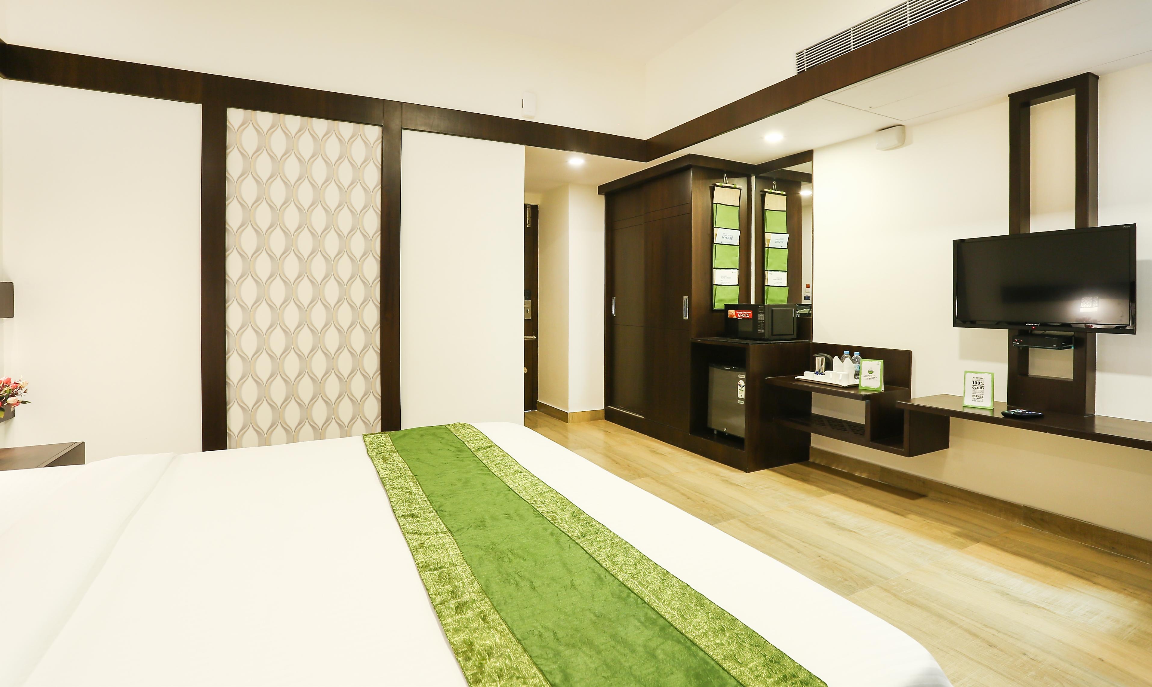 Treebo Premium Akshaya Mahal Inn - Tap to explore photos