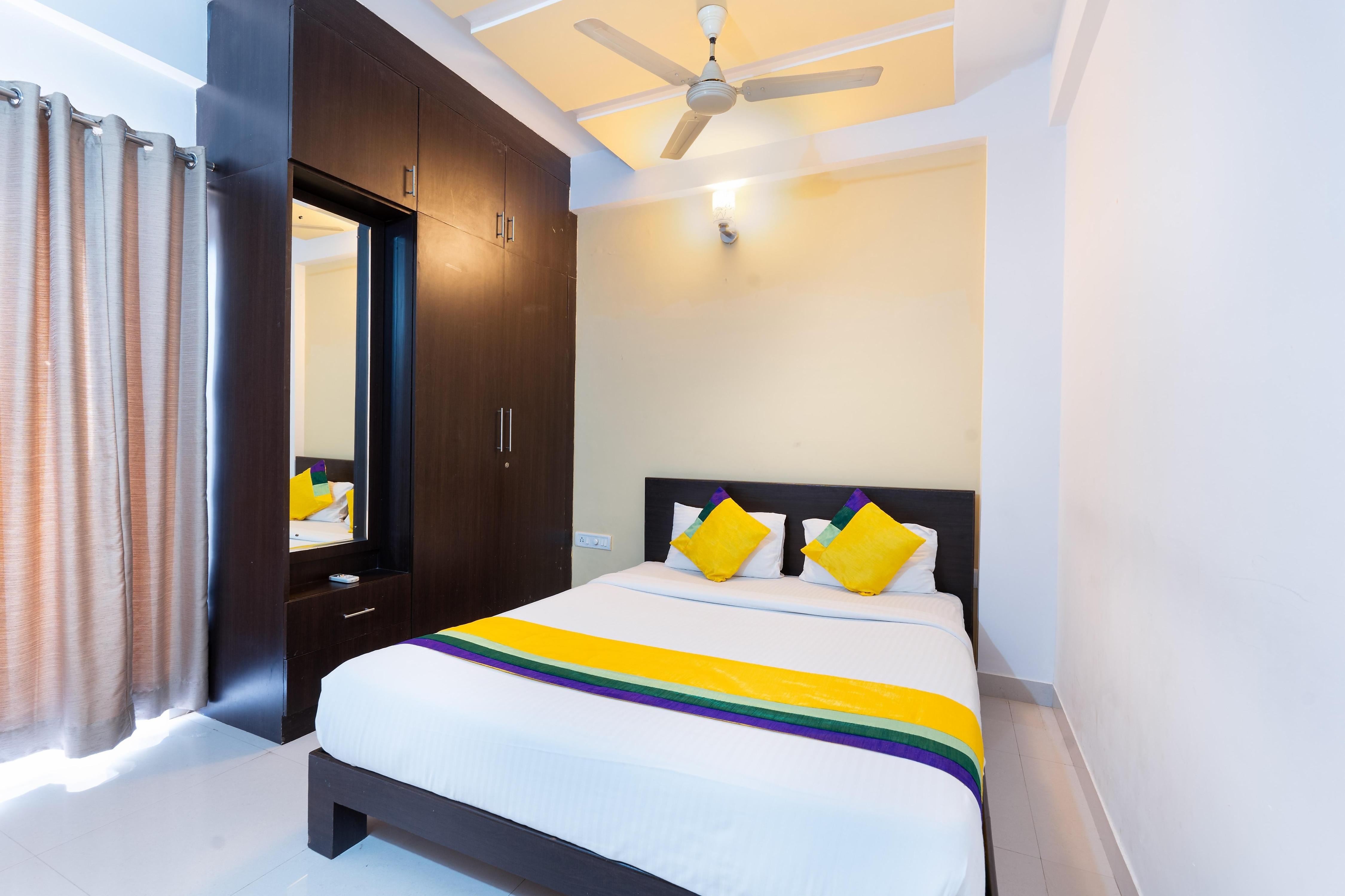 Itsy Hotels Worldtree ITPL - Tap to explore photos