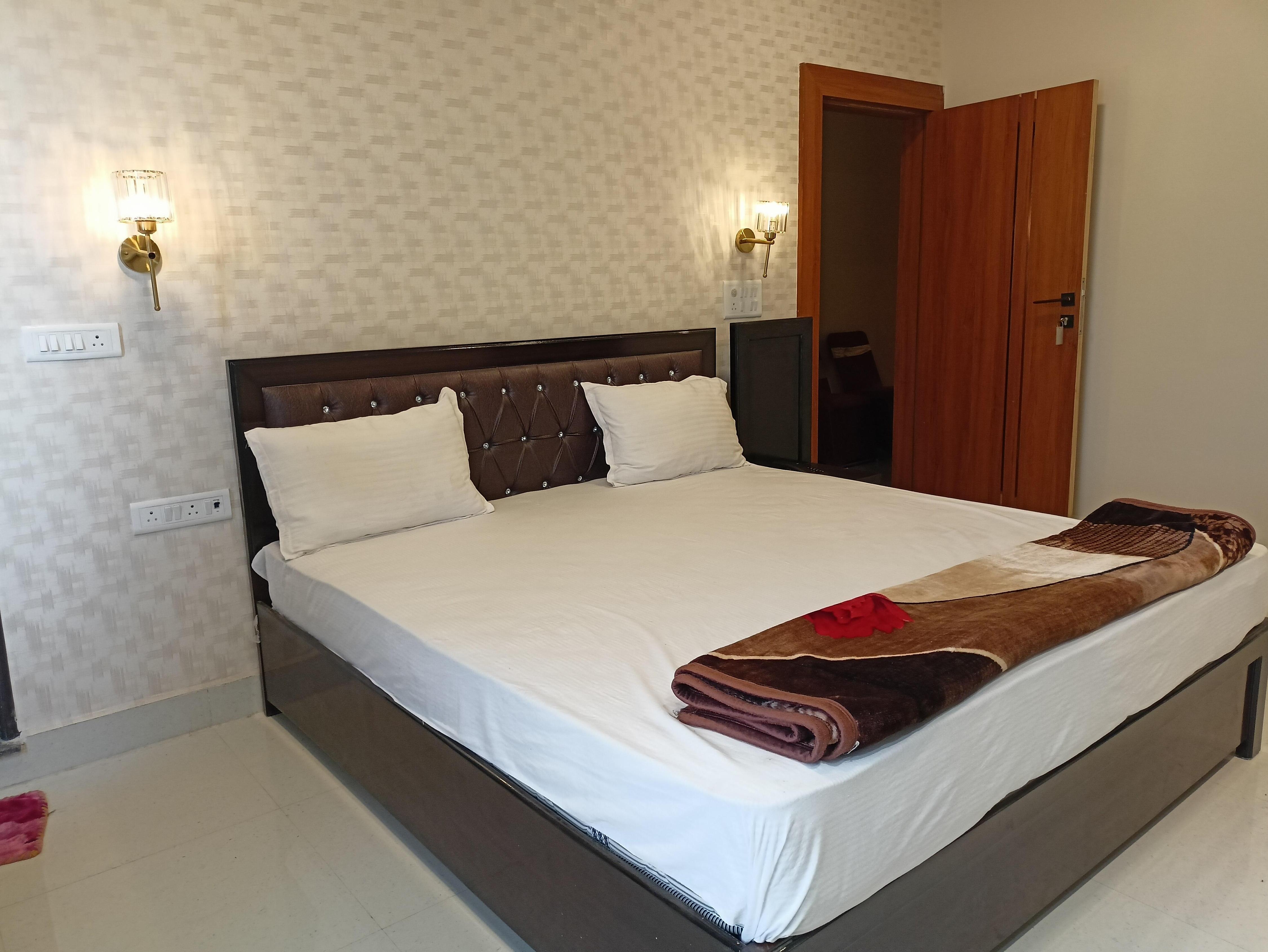 atulyam palace and resort - Tap to explore photos