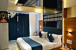 GOLDEN OASIS HOTEL, Patan