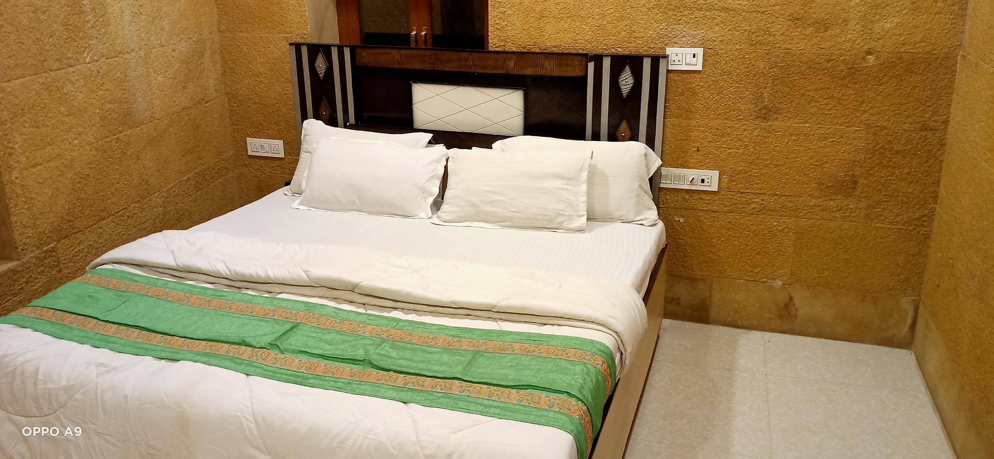 UMIYA GUEST HOUSE - Tap to explore photos
