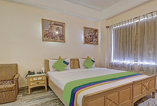 Treebo Komfort Suites, 3 Km From Mysore Palace