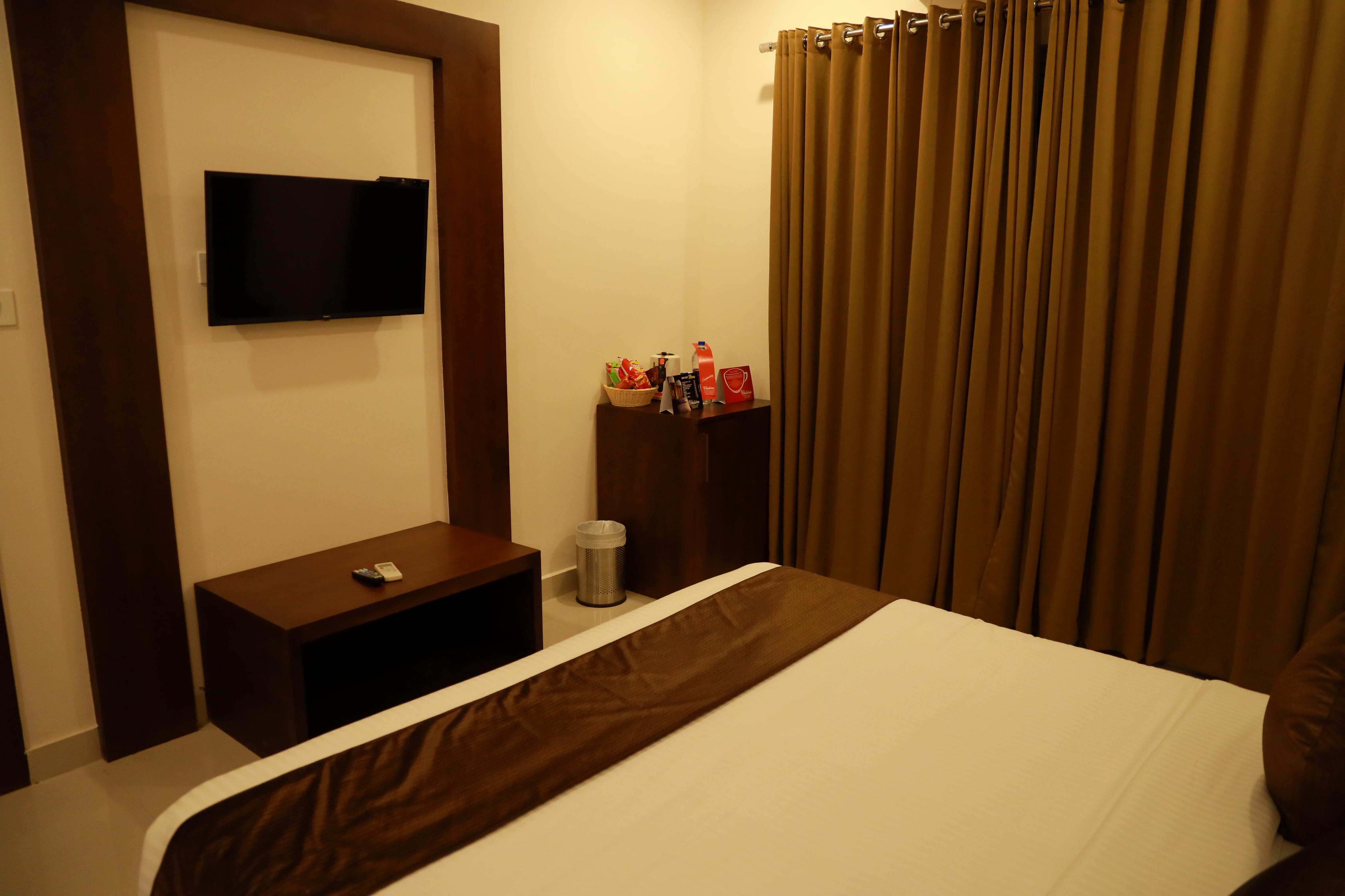 Hotel Vrindavan - Tap to explore photos
