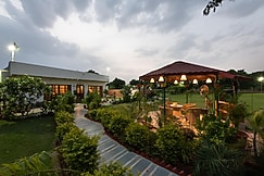 The Singh Farm by Under My Roof in Gurgaon | 4 BHK Cosy Farmhouse, Kosli