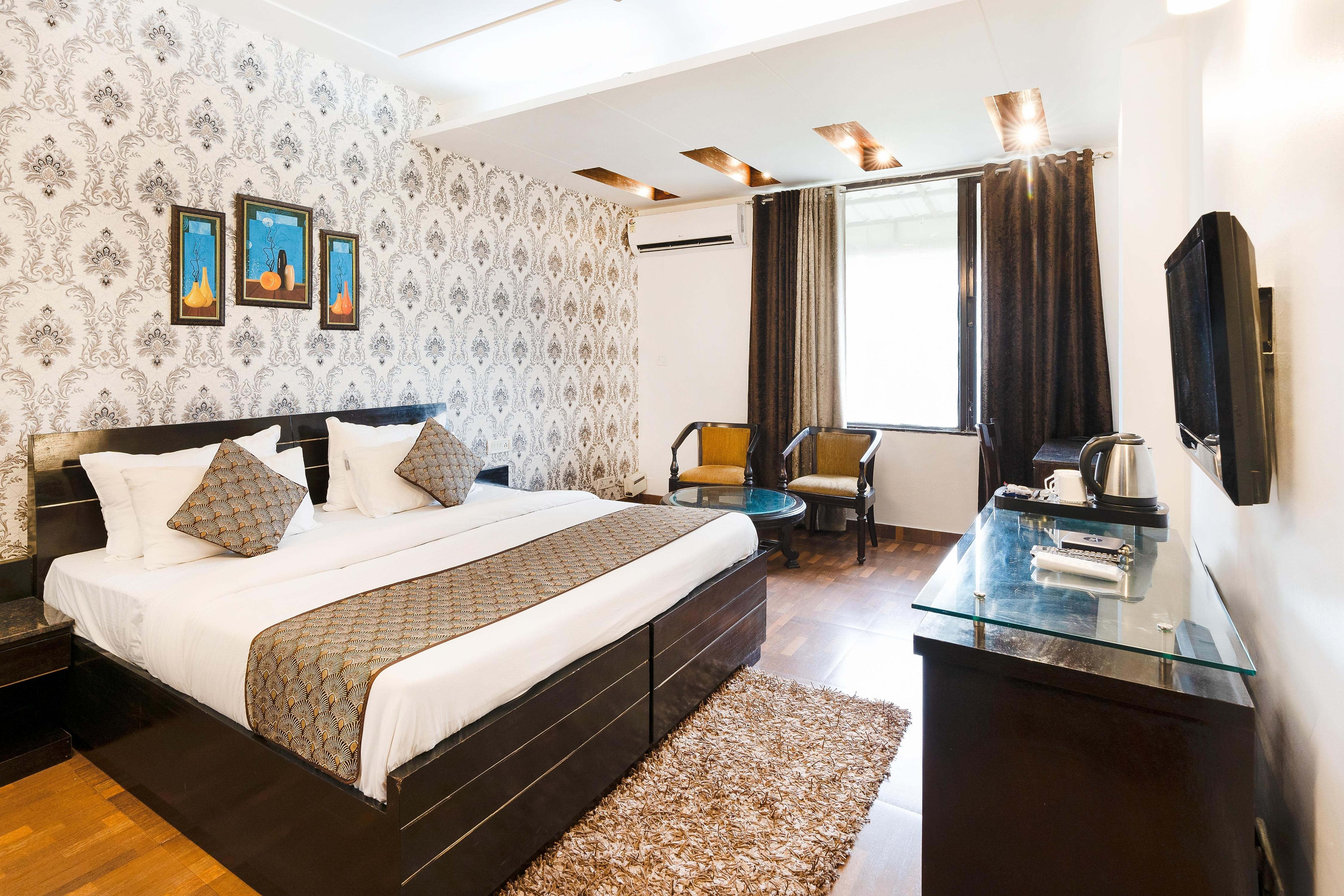 Skylark Hotel by Gabrian Hotels - Tap to explore photos