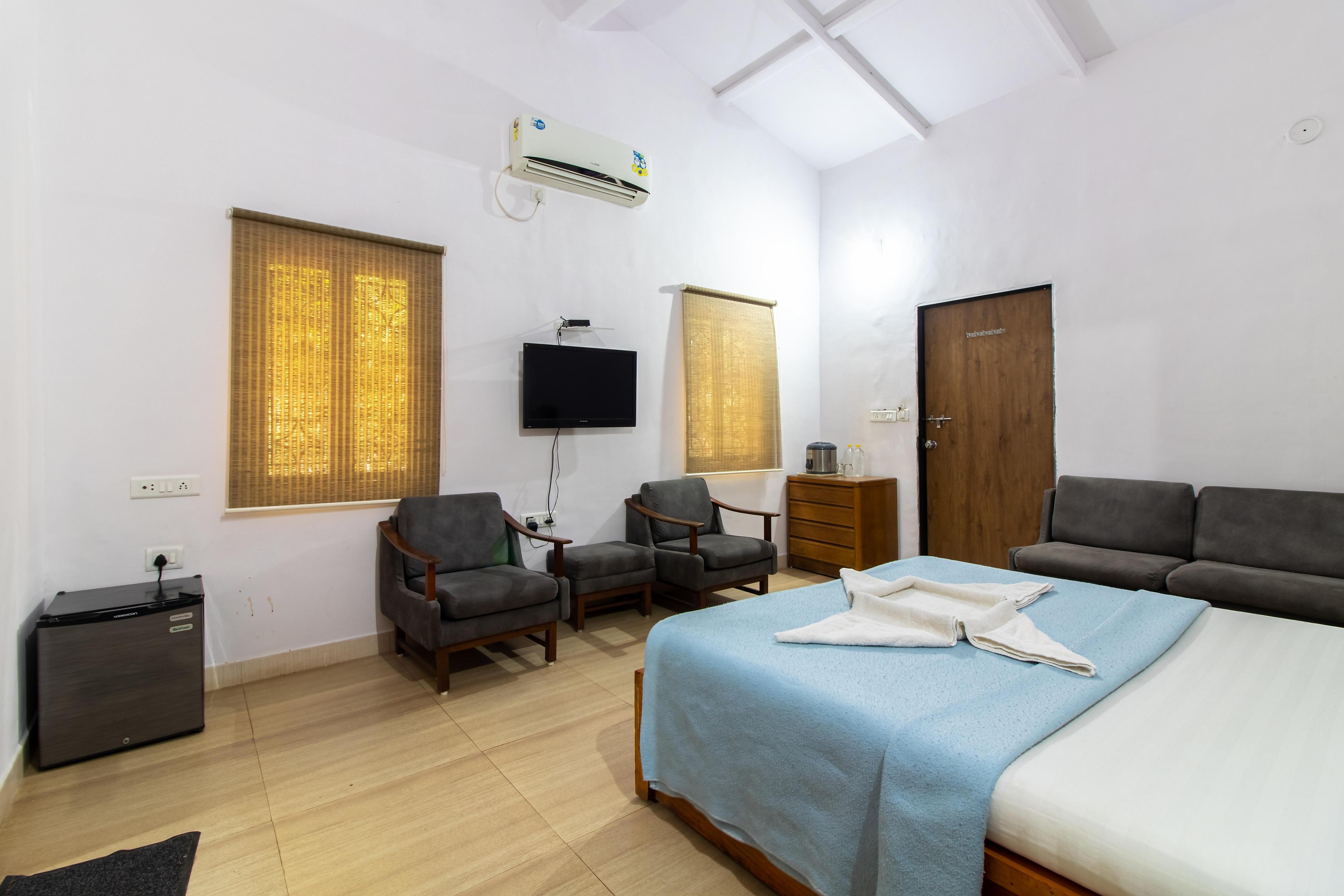 Gir Garjna - A Luxury Resort - Tap to explore photos