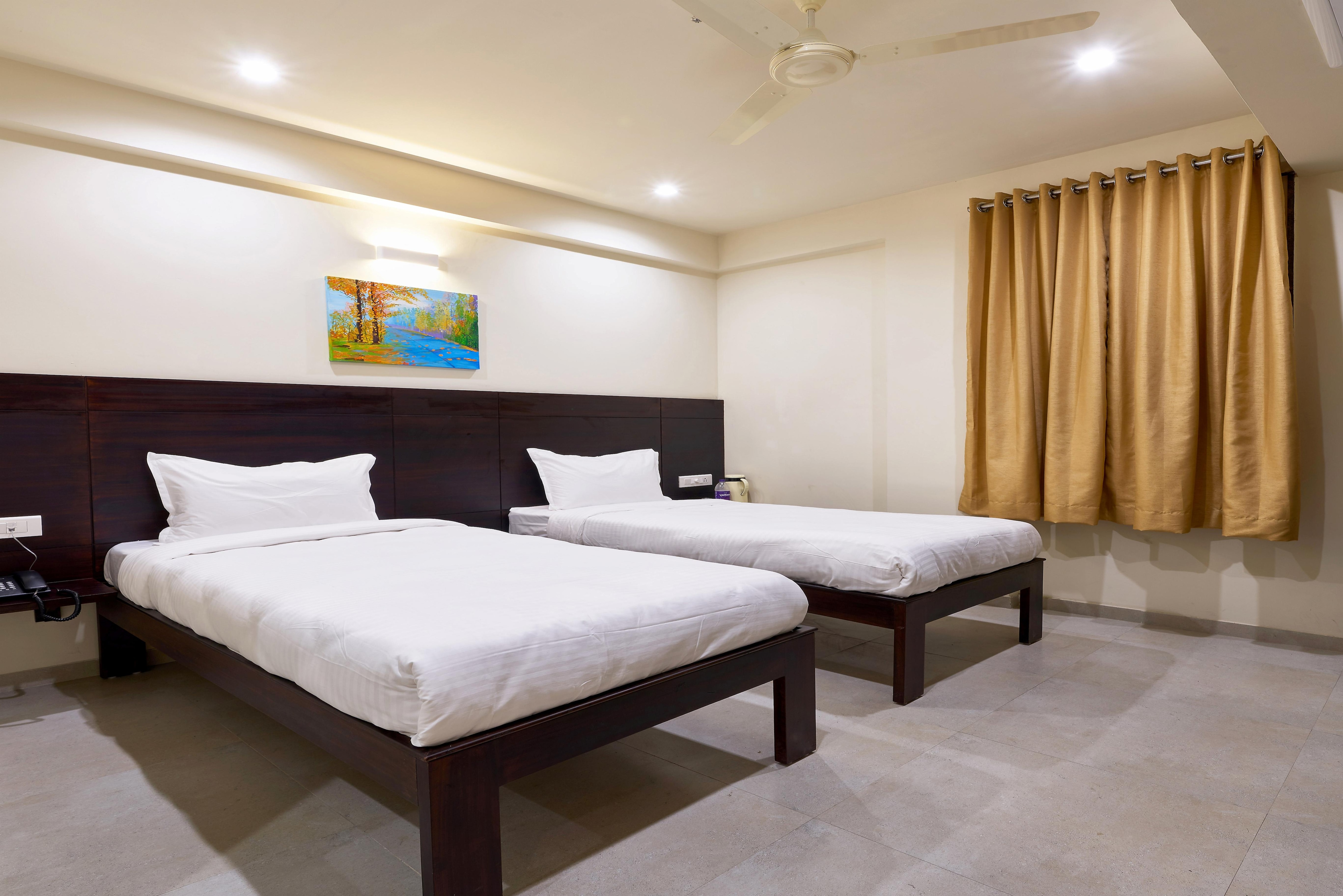 Executive Twin Bed Non AC 1