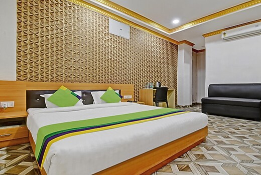 Itsy Hotels J A Royal Suites Manikonda