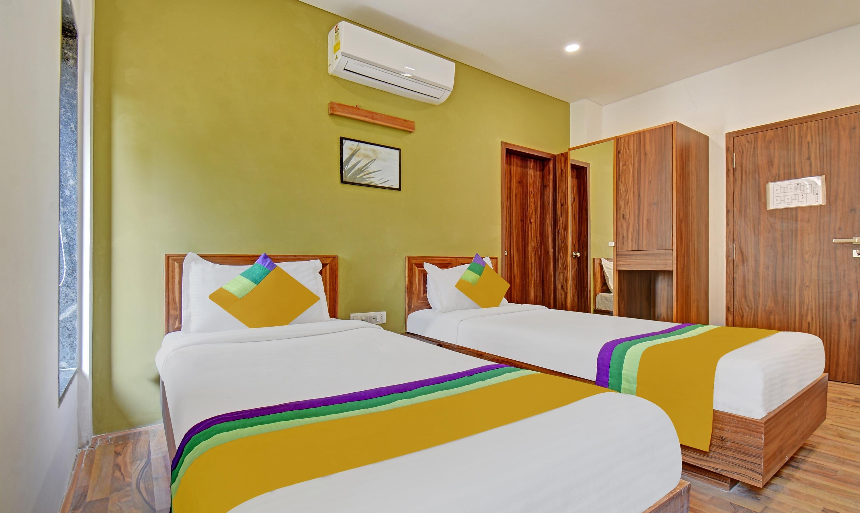 Itsy Hotels Shivshakti 3