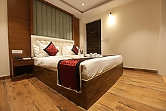 Hotel Stiltstay, Greater Noida