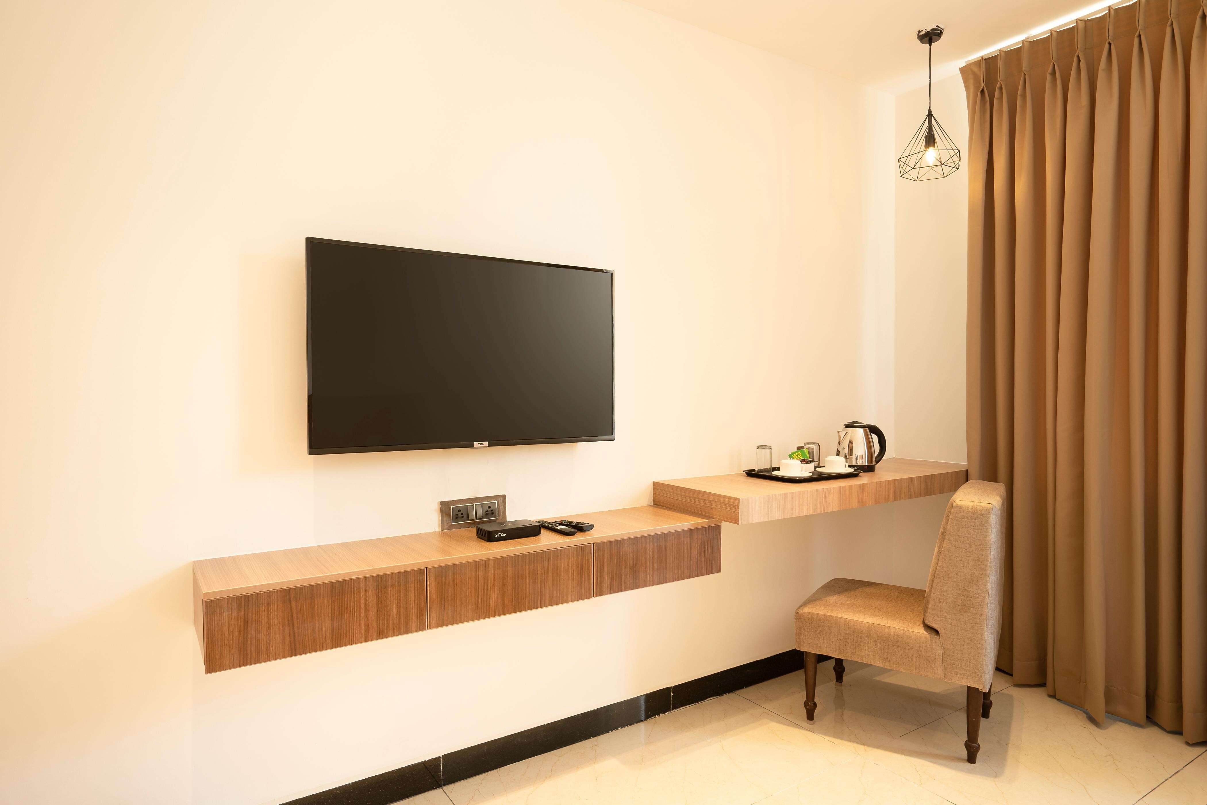Kuber Suites - Tap to explore photos