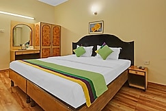 Treebo Mira Inn, Camac Street, Barasat