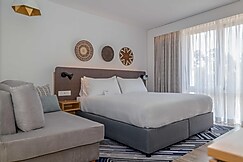 Holiday Inn Lusaka, Chibombo