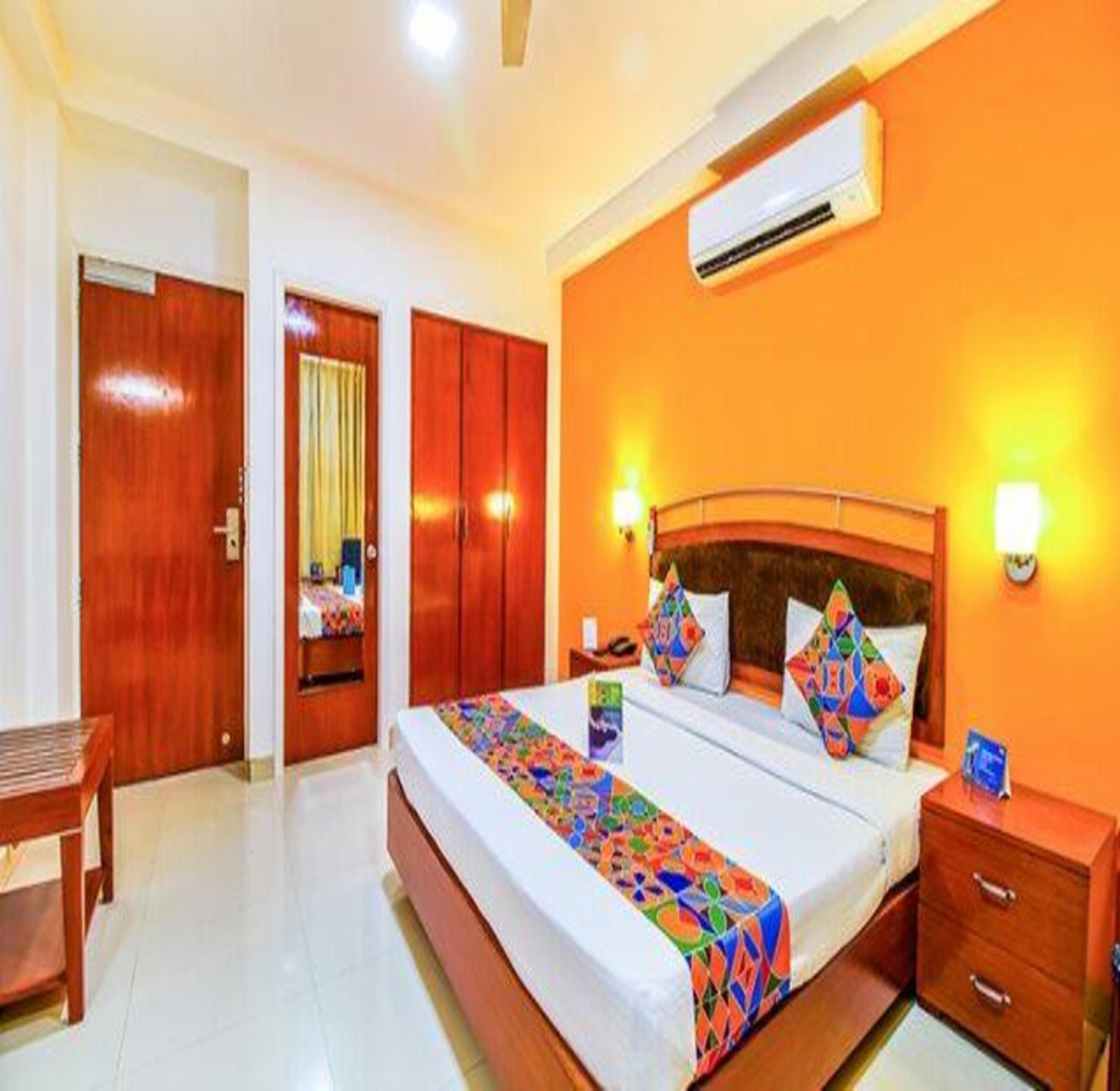 FabHotel F9 NFC - Tap to explore photos