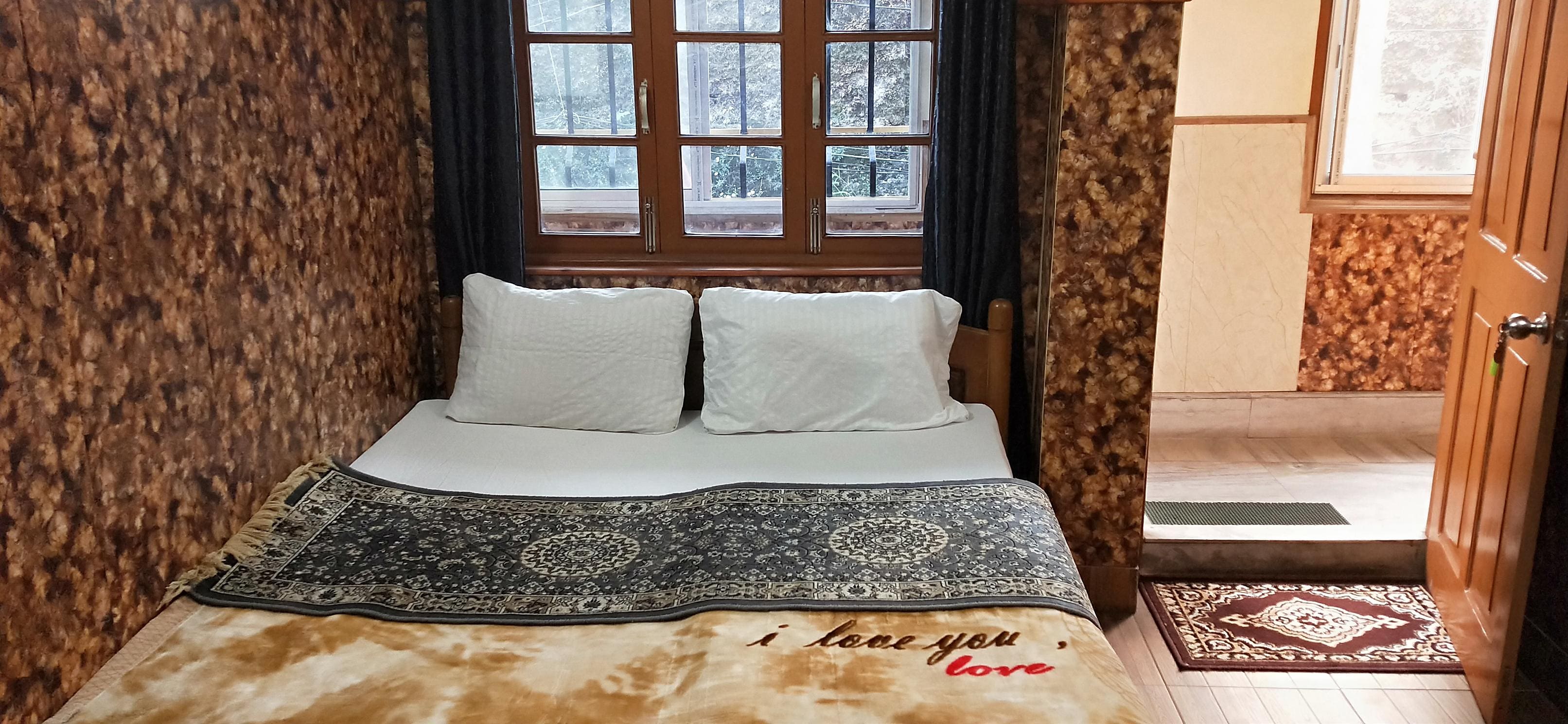 Hotel Tashi Gakhil - Tap to explore photos
