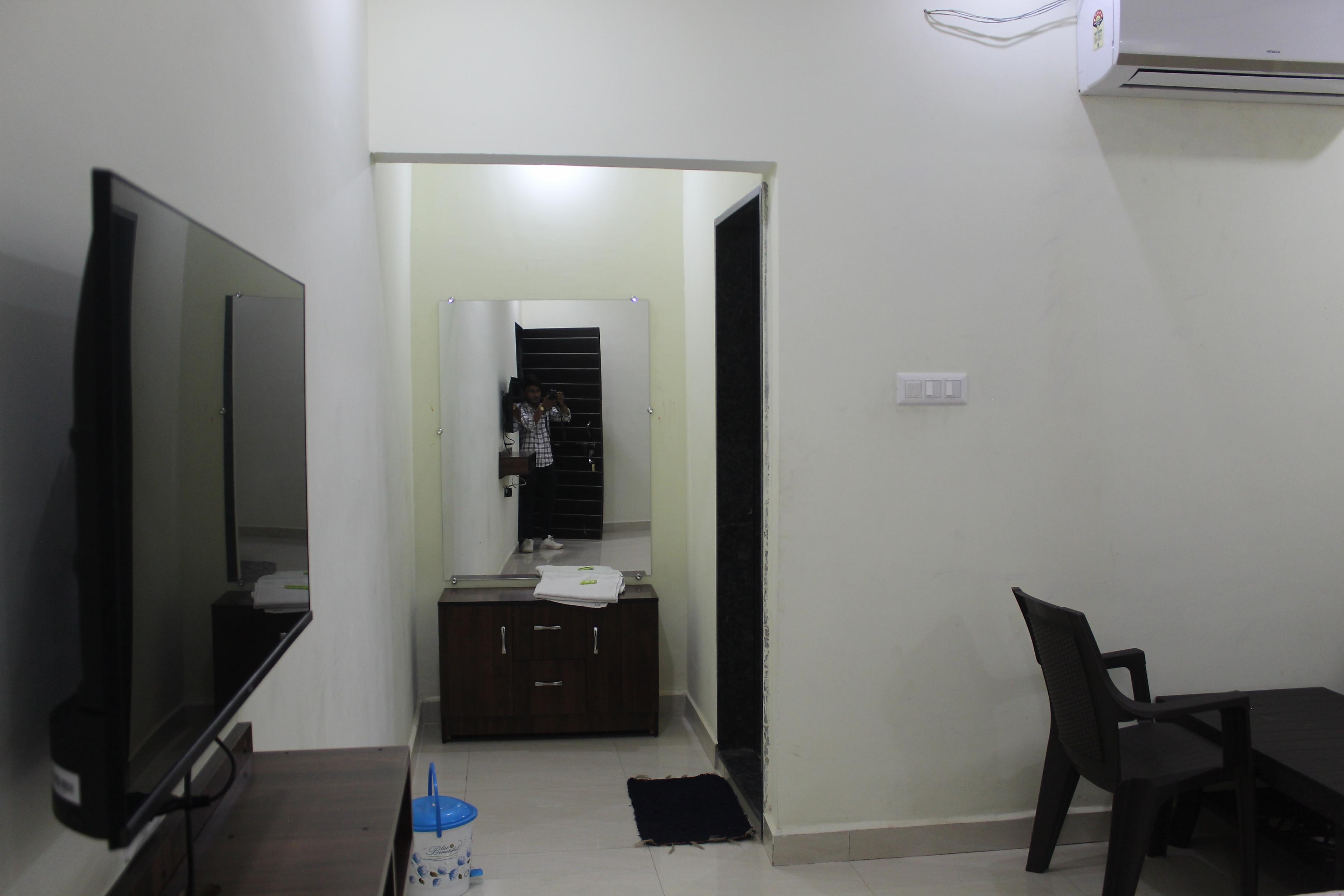 HOTEL SHIKHAR PALACE - Tap to explore photos