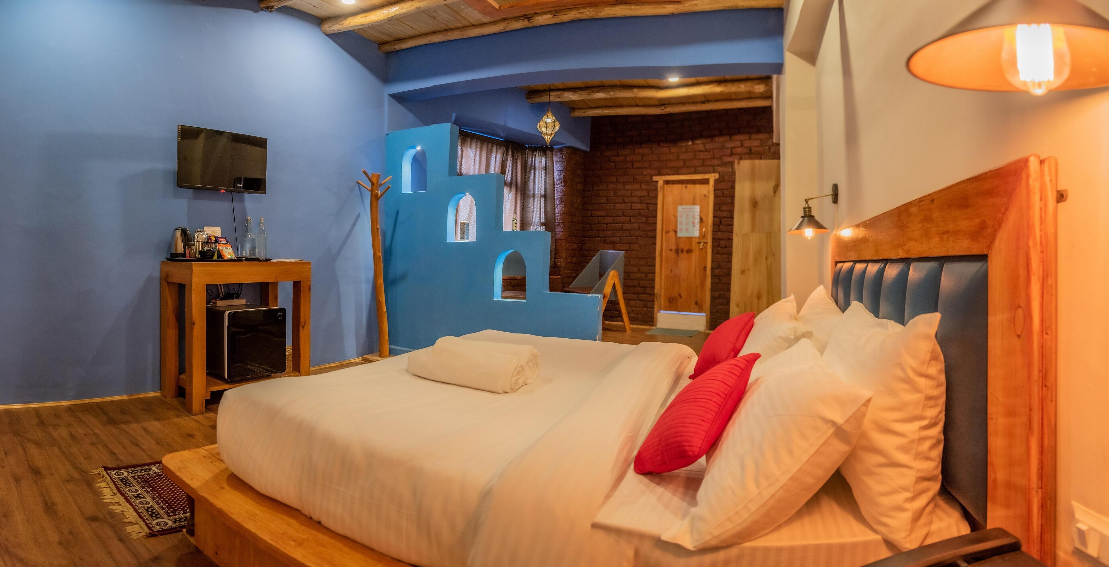 Black Sheep Bed and Breakfast - Tap to explore photos