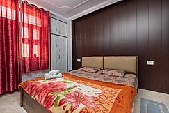 (UGF) Cozy Flats Bnb 2 BHK Flat, Near Airport Delhi, Delhi