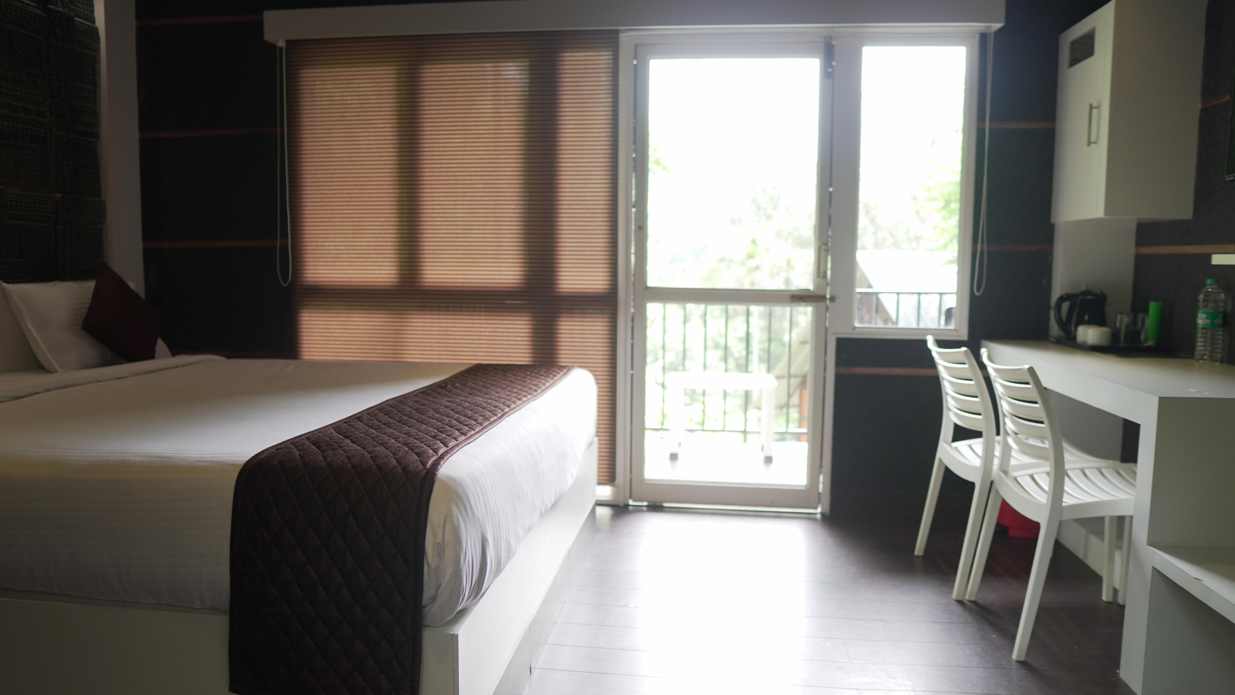 Santhi Hill View Resort - Tap to explore photos