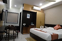 HOTEL THE SQUARE, Jeypore