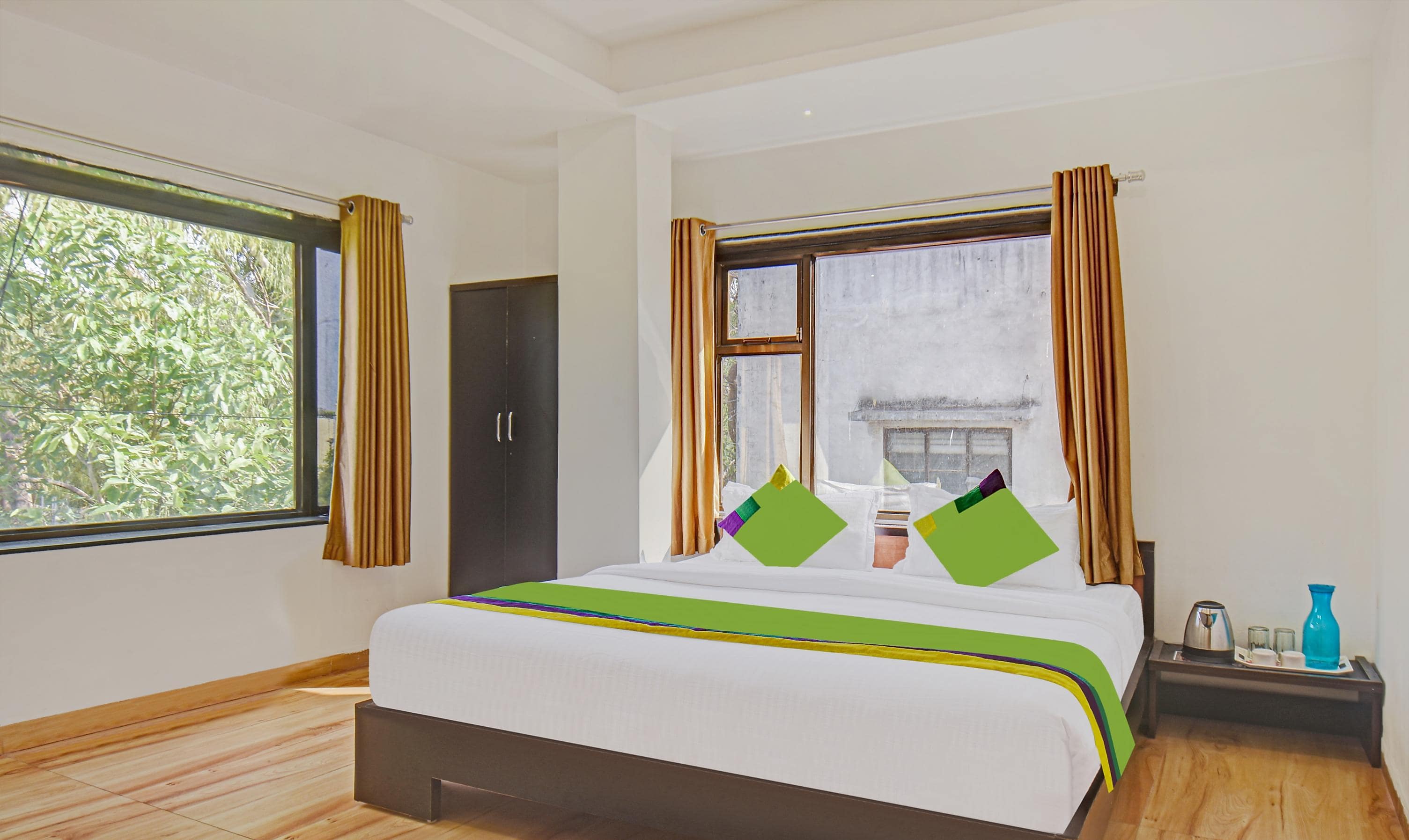 Deluxe Room 1
