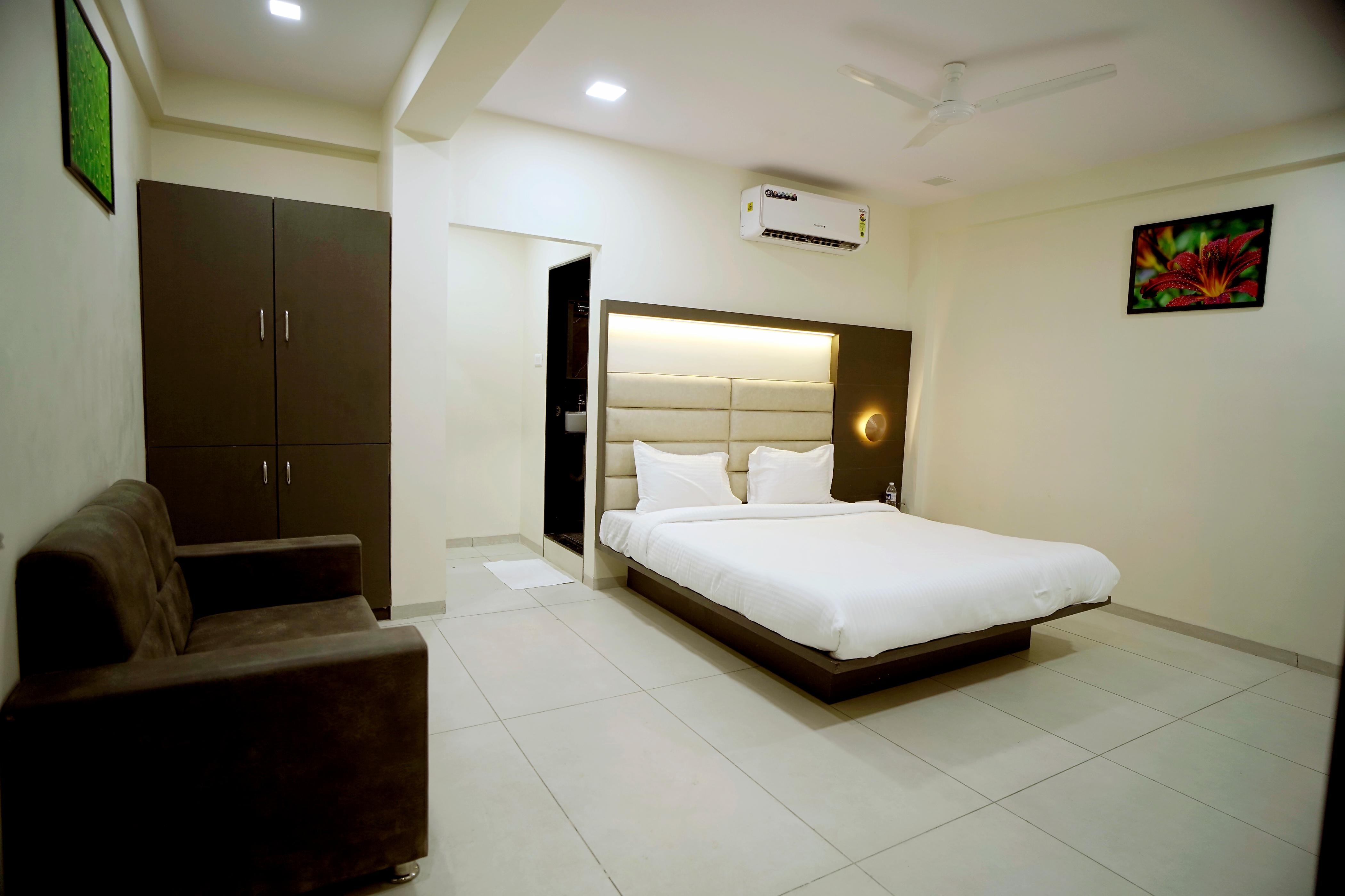 HOTEL SHRI MALHAR - Tap to explore photos