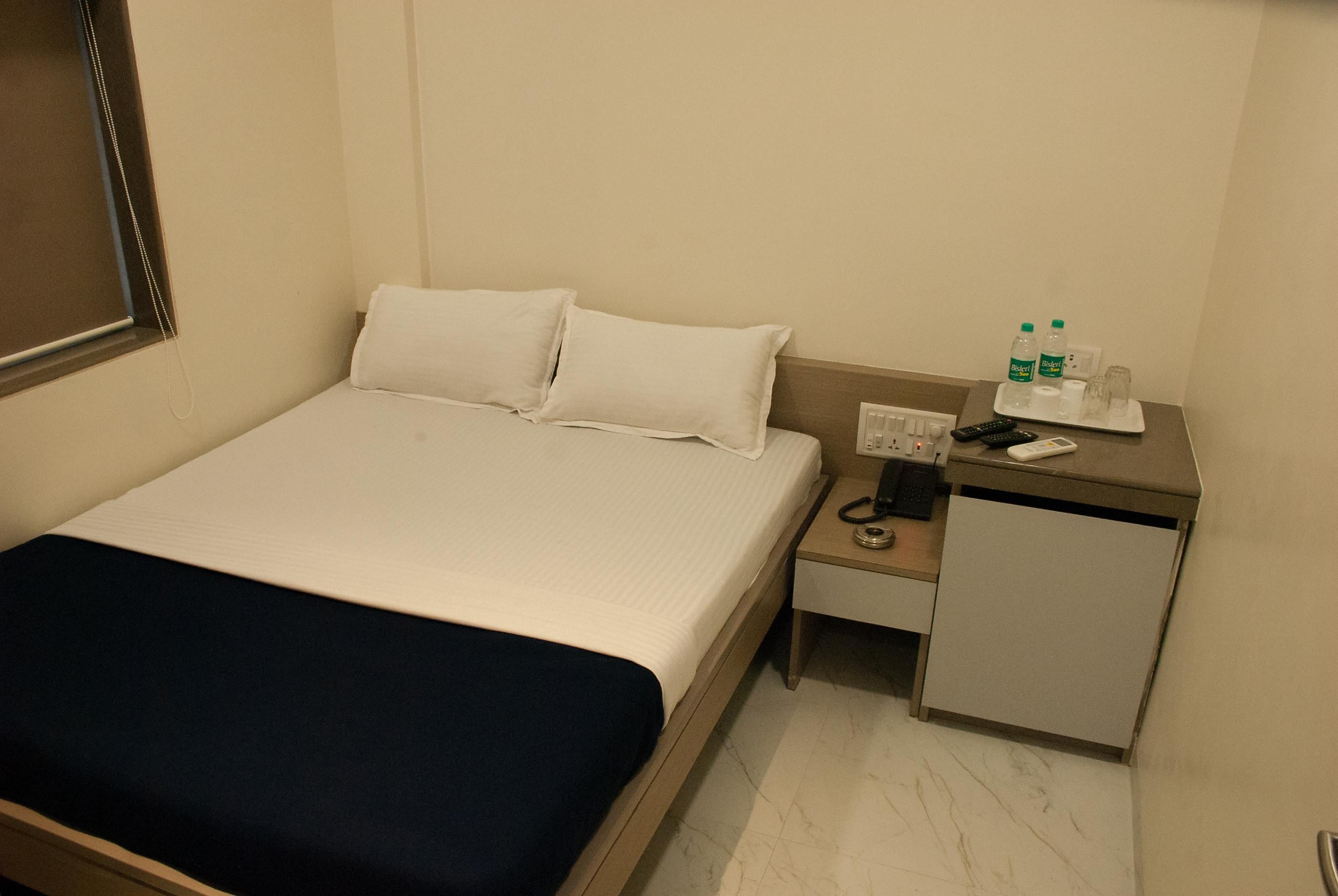 City Hotel 4