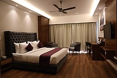 HOTEL WESTERN PREMIUM, Mohali