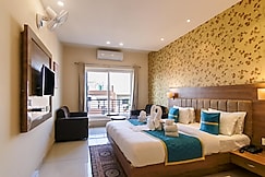 Hotel Florida - Manali Highway @ 9 mins drive from Chandigarh University, Kharar