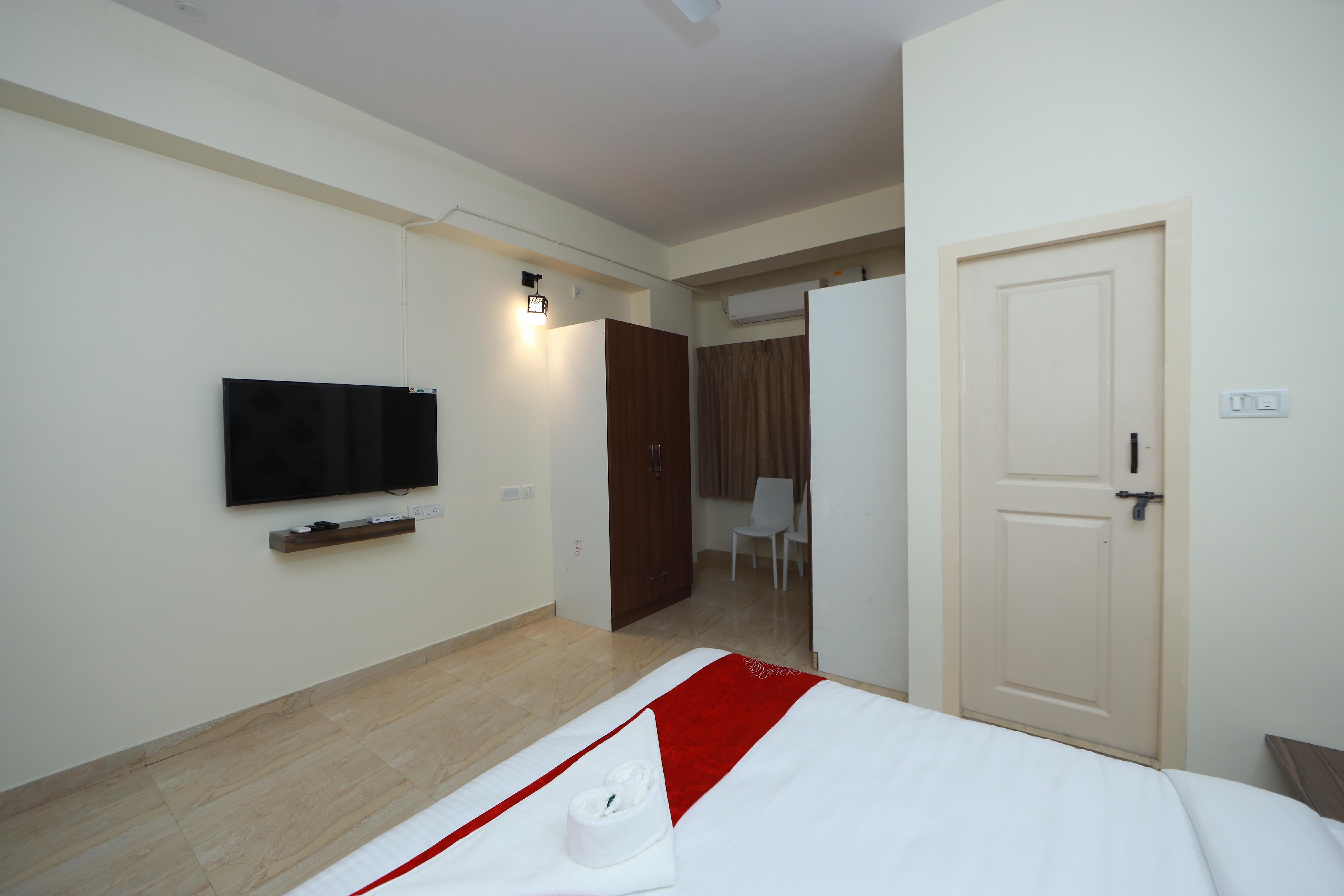 Amulya Relax Inn - Tap to explore photos