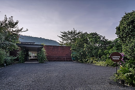 LohonoStays Laterite House