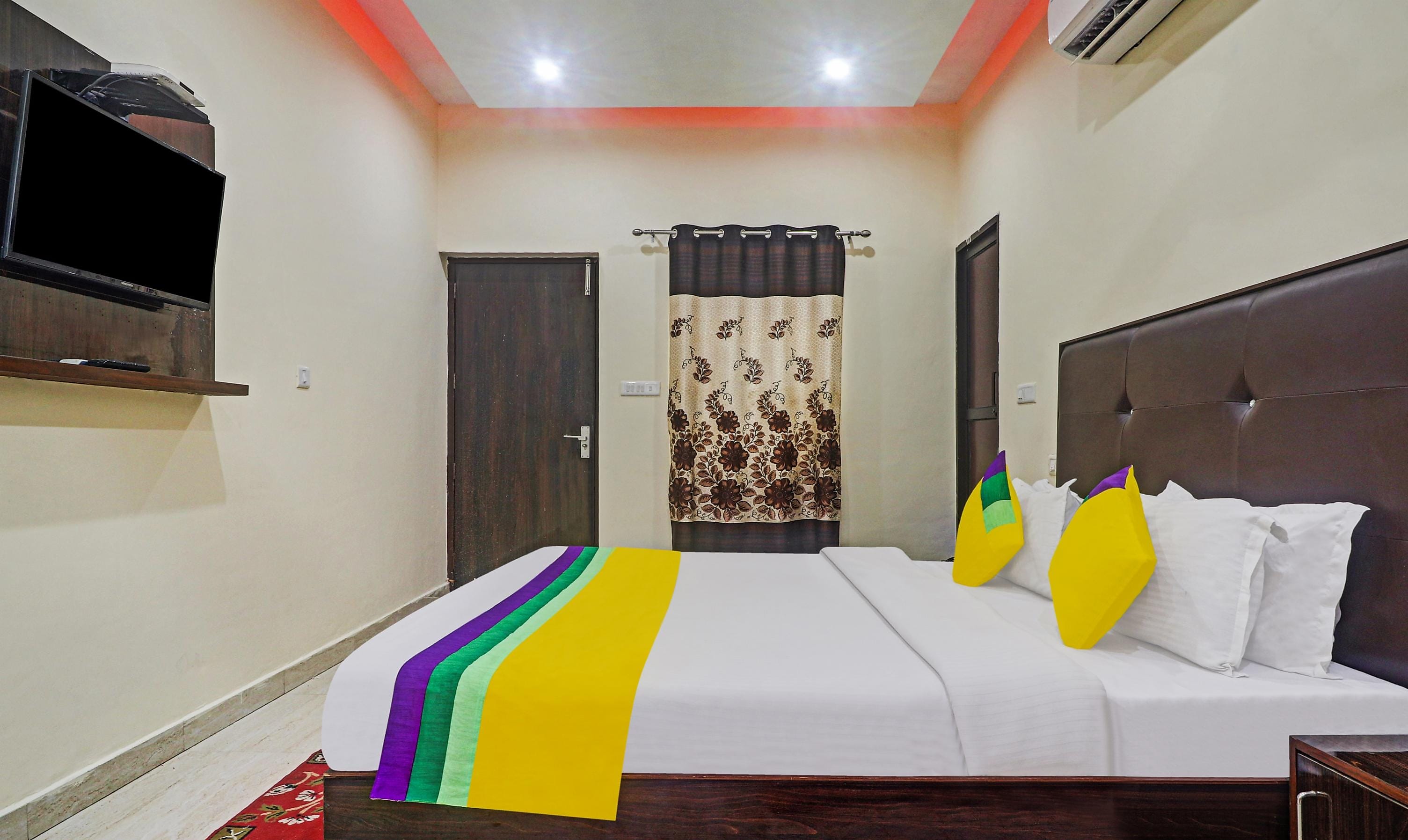 Hotel Albie Stay Inn - Tap to explore photos