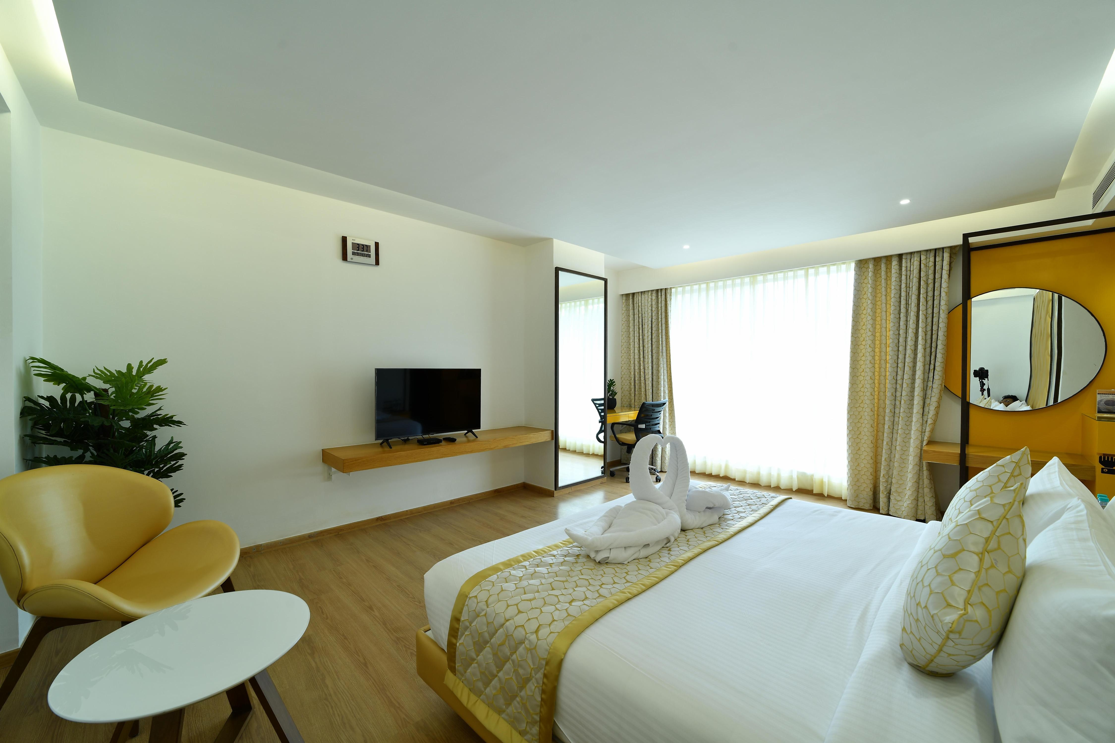 THE PRESIDENT HOTEL KUMARA PARK - Tap to explore photos