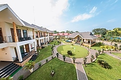 Repose Highway Resort, Khoirabari