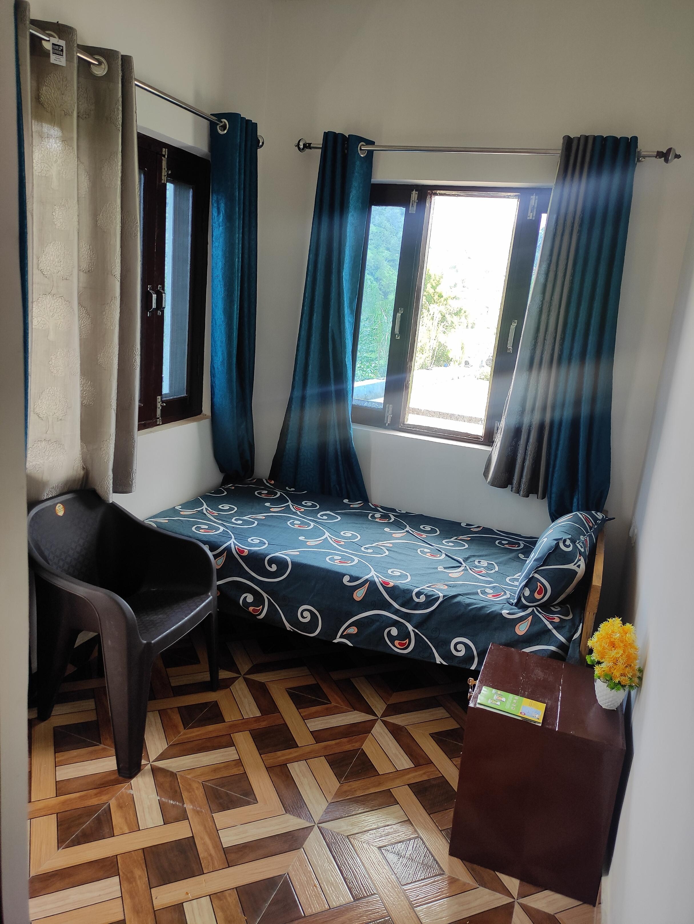 akash home stay - Tap to explore photos