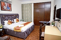 Fortune Home Service Apartment 3Bhk,1B,E-28, Saket, Delhi