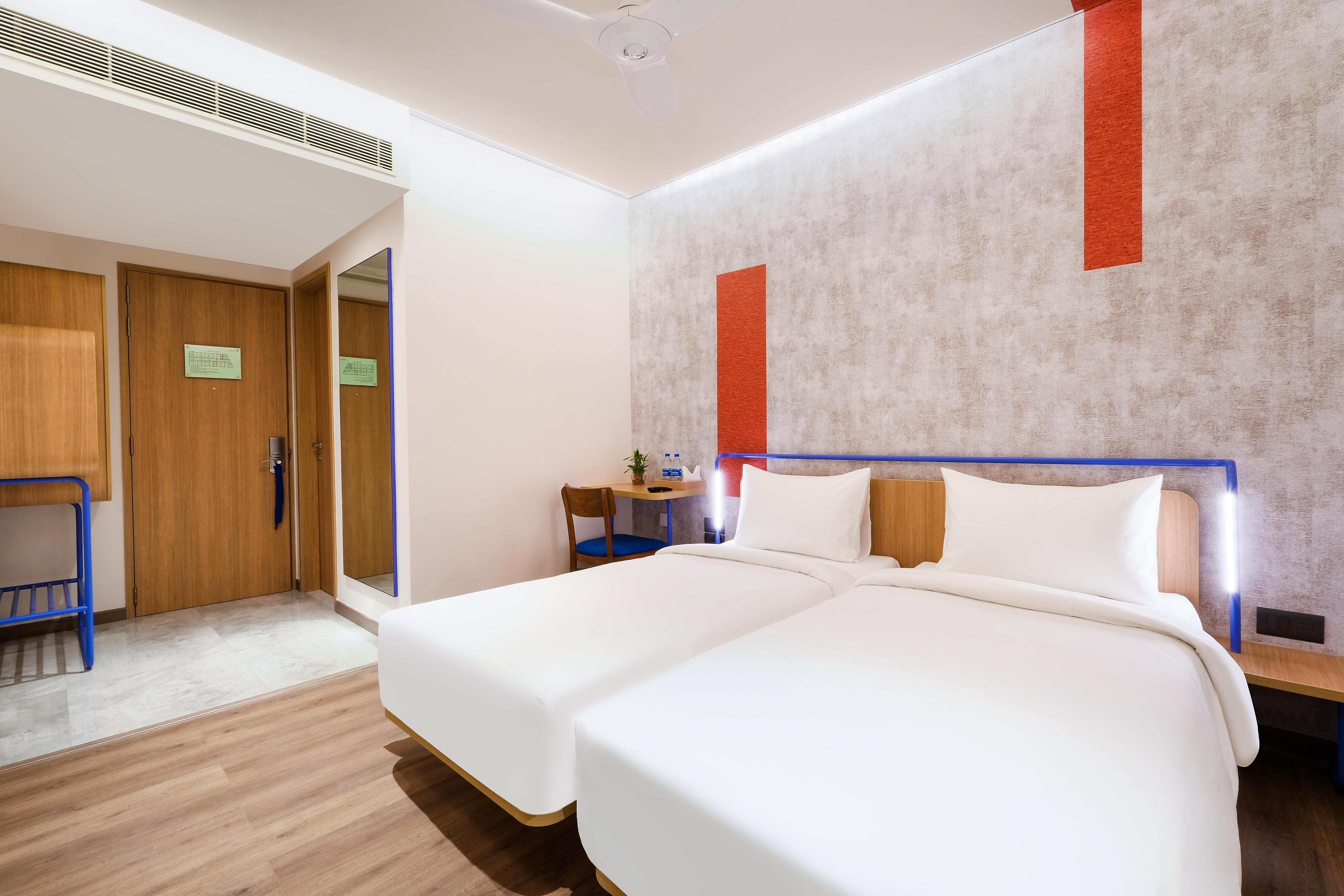 Deluxe Twin Bed Room 1