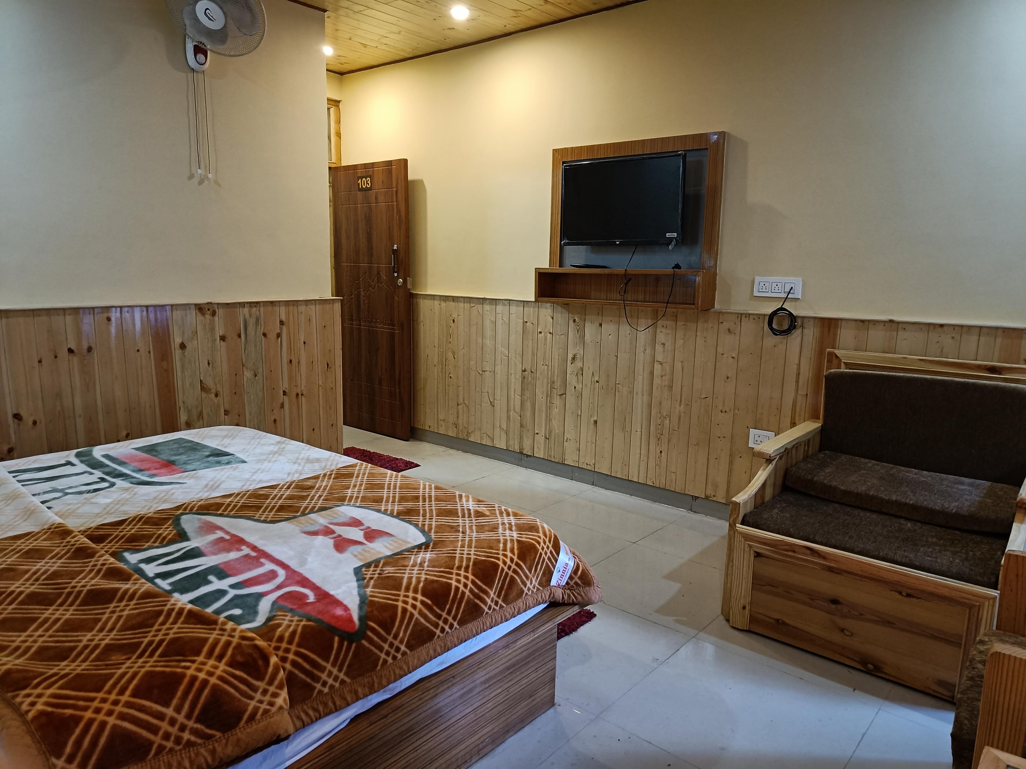 Pinewood Inn Kasol - Tap to explore photos
