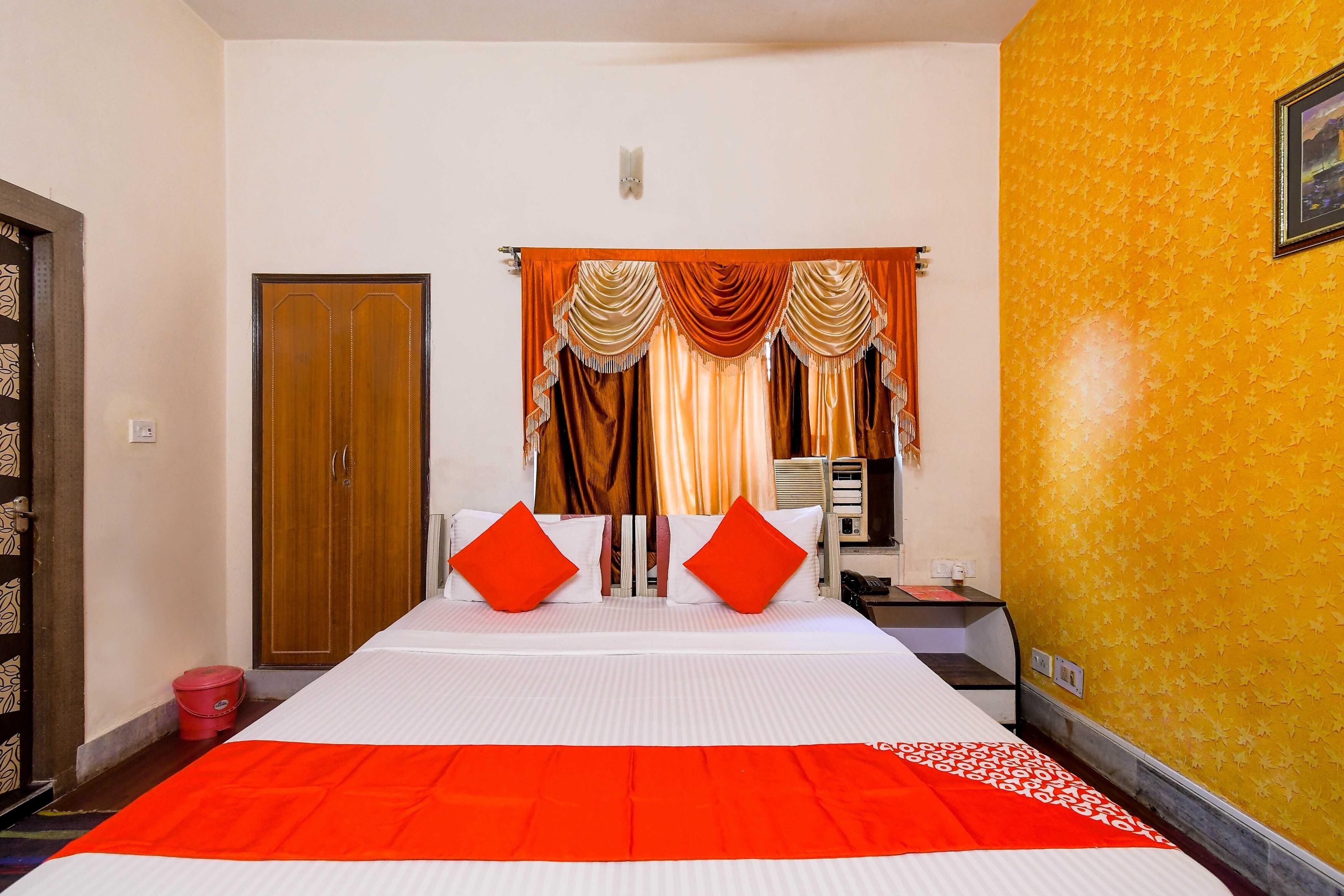 Hotel O Smriti Villa Classic - Tap to explore photos