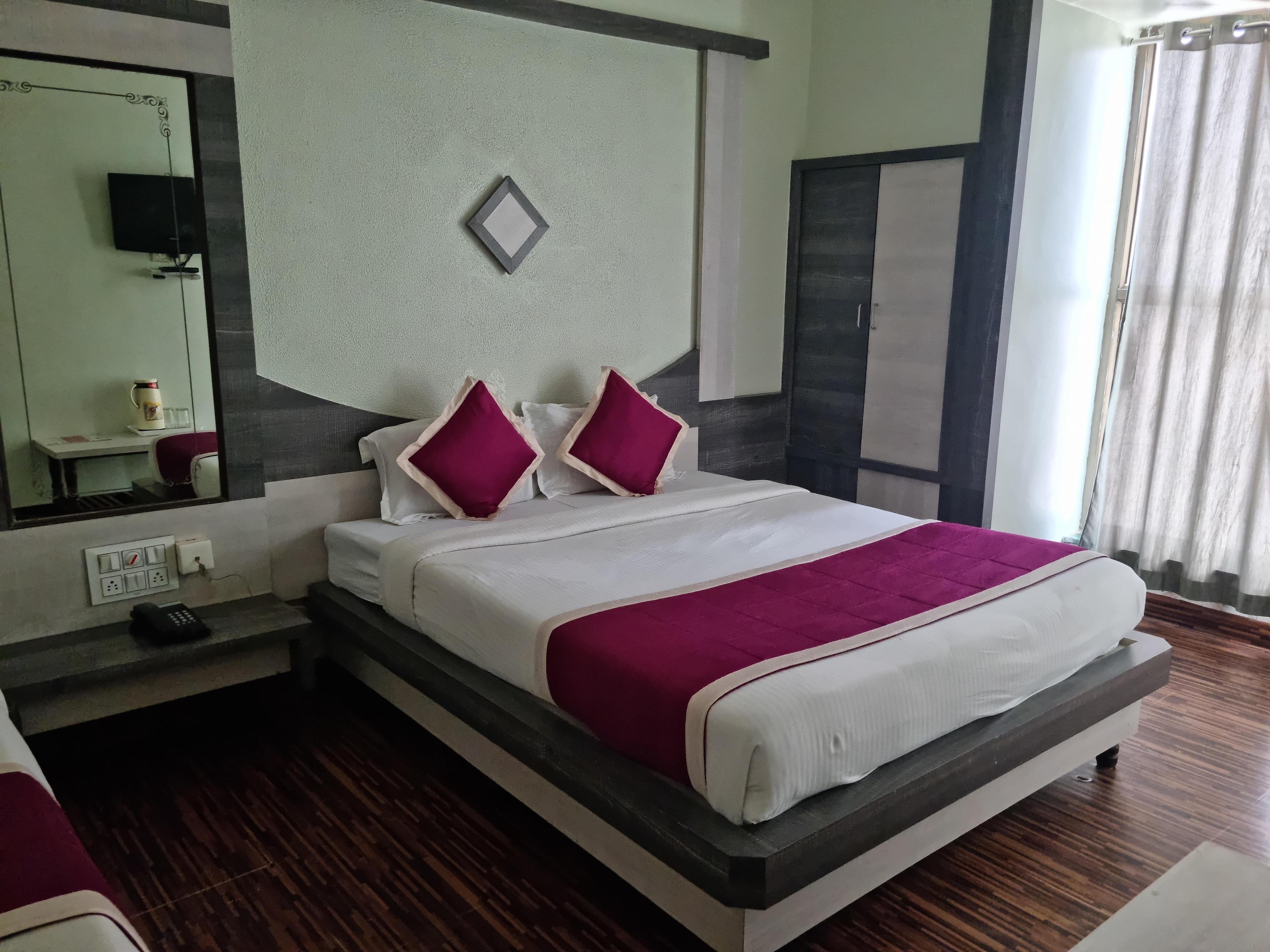 Standard Double Bed Non AC 1