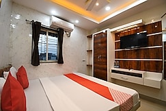 ZQ Guest house, Kolkata