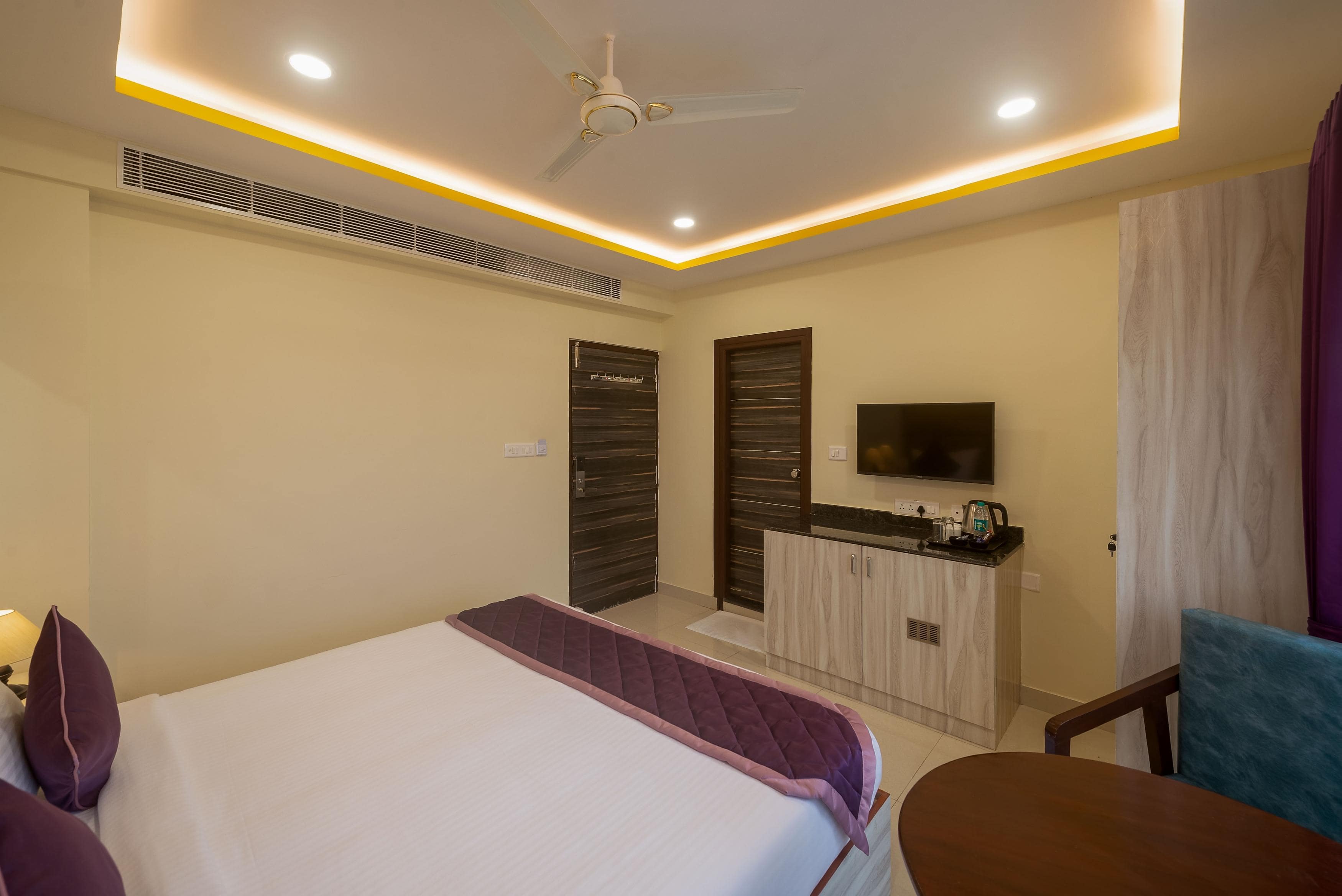 Zenith Hotels Hebbal Bangalore - Tap to explore photos