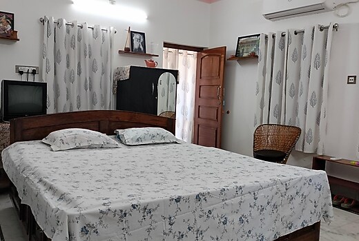 Mitra cottage