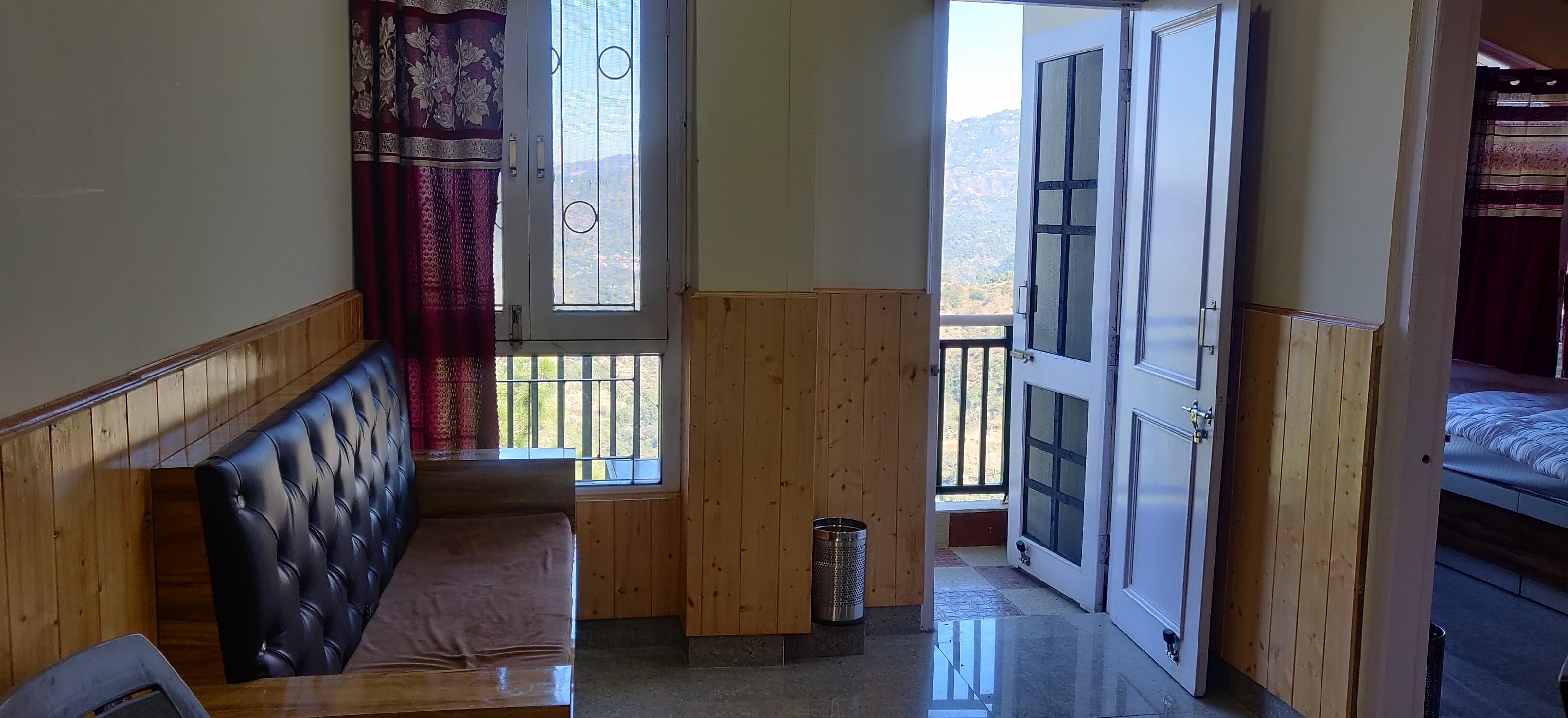 Kanwar Homestay - Tap to explore photos