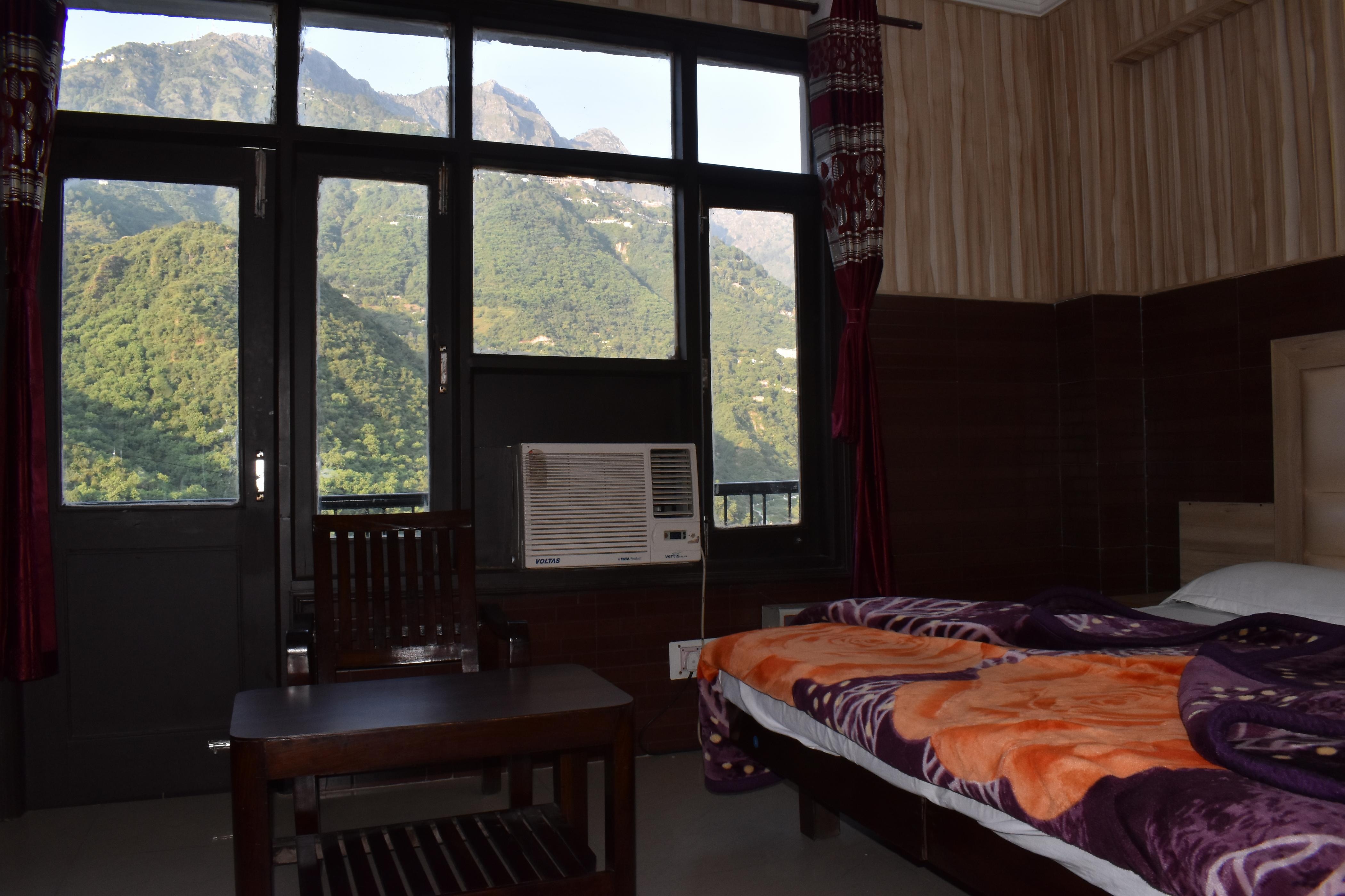 Hotel Green View Katra - Tap to explore photos